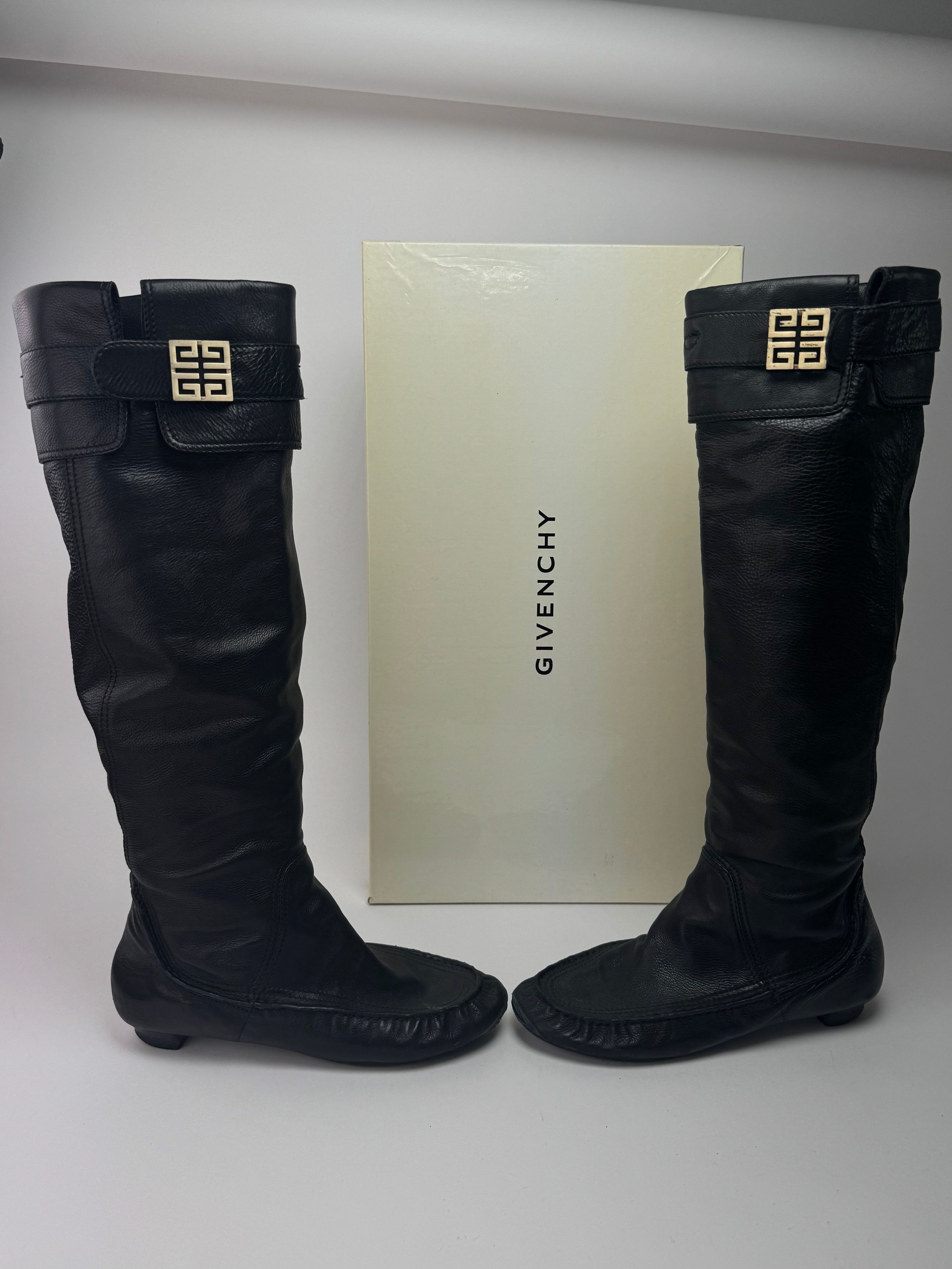 Givenchy Vintage Leather boots black EU38 Size US 7 / IT 37 - 2 Thumbnail