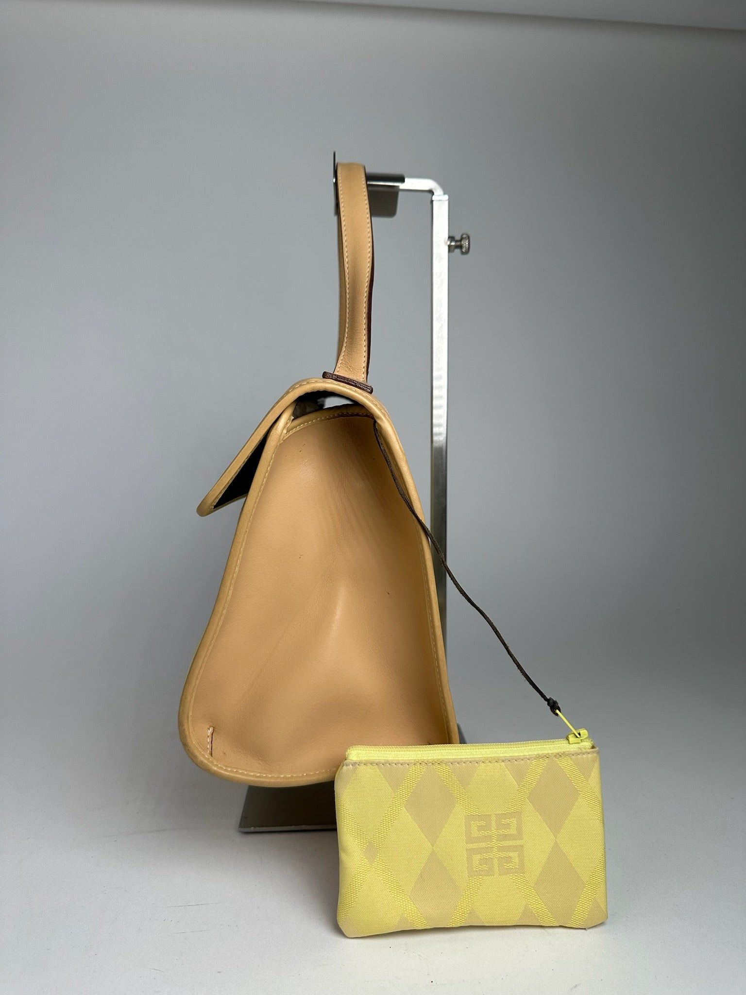 Givenchy Vintage Leather Canvas Monogramm Bag yellow brown Size ONE SIZE - 4 Thumbnail