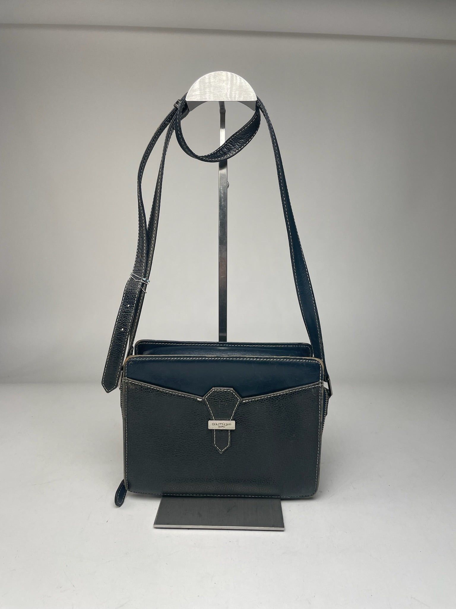 Courreges Vintage Paris Leather Bag Black Size ONE SIZE - 13 Thumbnail