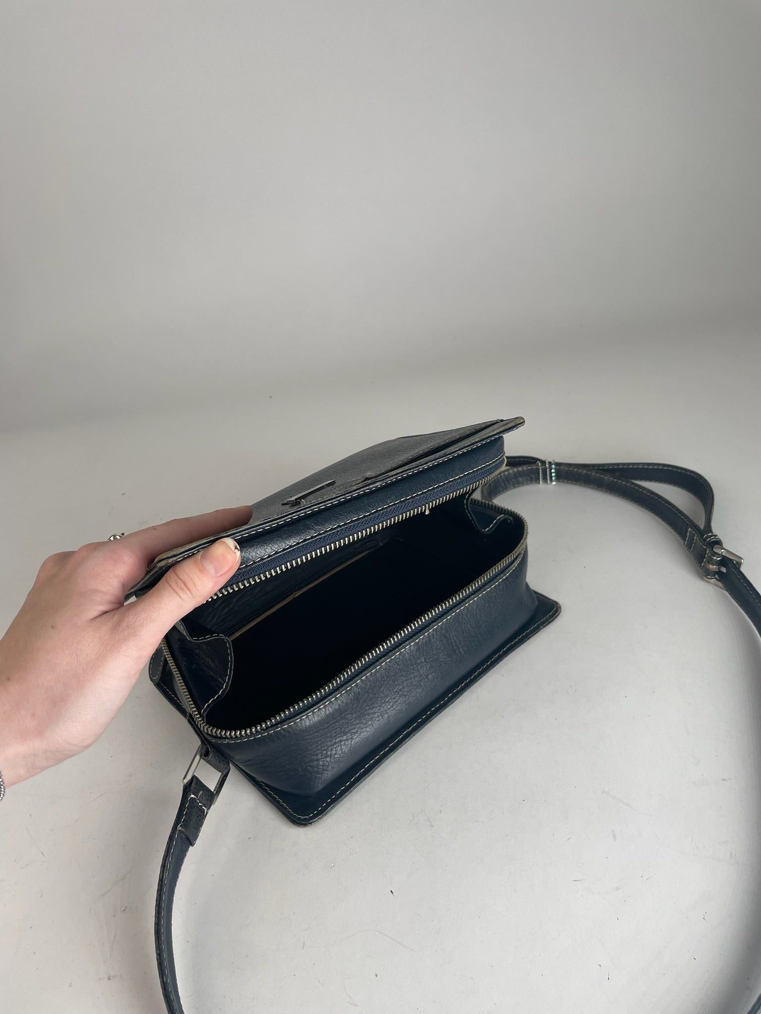 Courreges Vintage Paris Leather Bag Black Size ONE SIZE - 7 Thumbnail