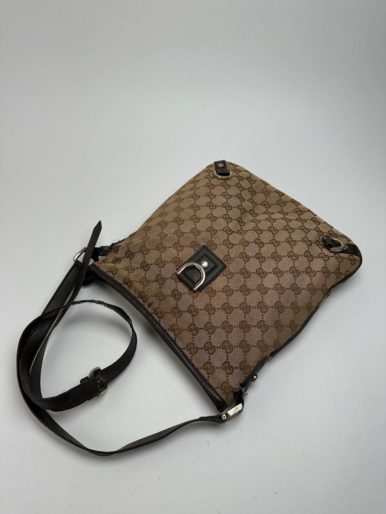 Gucci Vintage Canvas Monogram Crossbody Bag beige brown Size ONE SIZE - 8 Thumbnail
