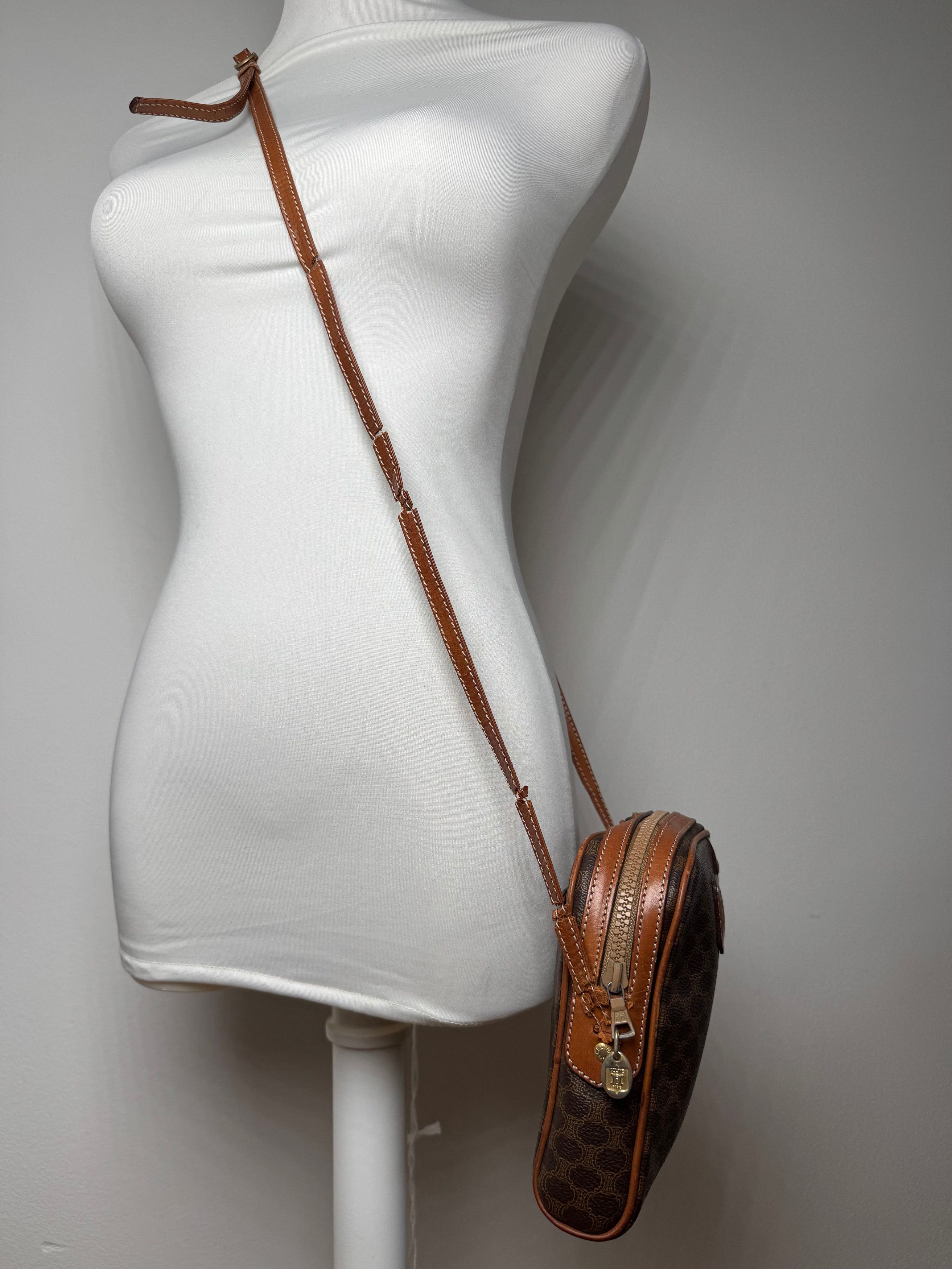 Celine Vintage Triomphe Monogramm Bag Brown Size ONE SIZE - 15 Thumbnail