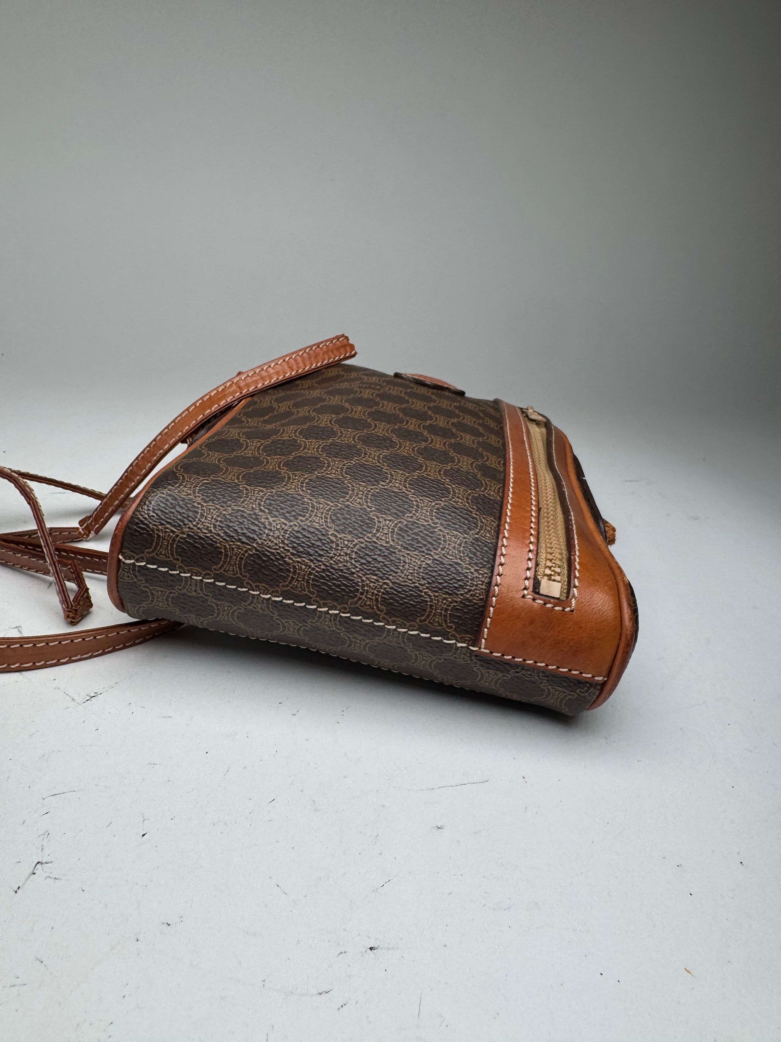 Celine Vintage Triomphe Monogramm Bag Brown Size ONE SIZE - 10 Thumbnail