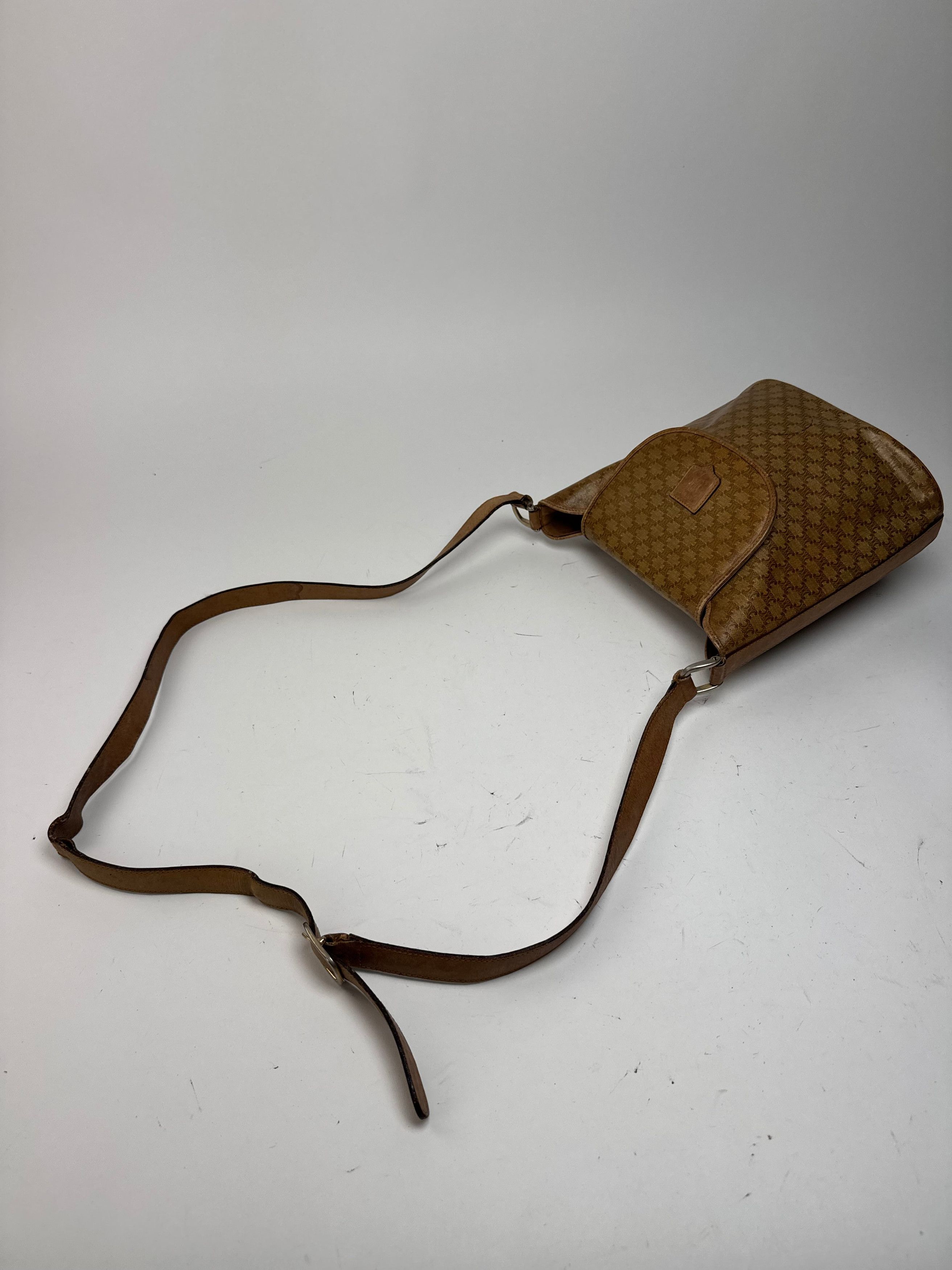 Celine Vintage Triomphe Monogramm Leather Bag Gold Brown Size ONE SIZE - 10 Thumbnail