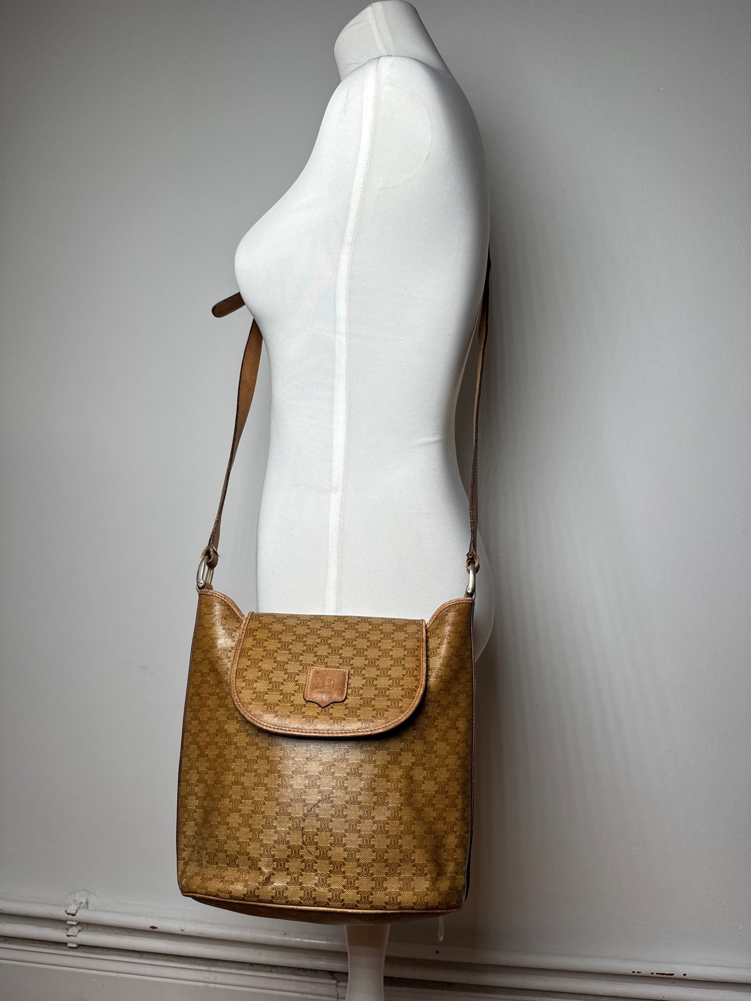 Celine Vintage Triomphe Monogramm Leather Bag Gold Brown Size ONE SIZE - 7 Thumbnail