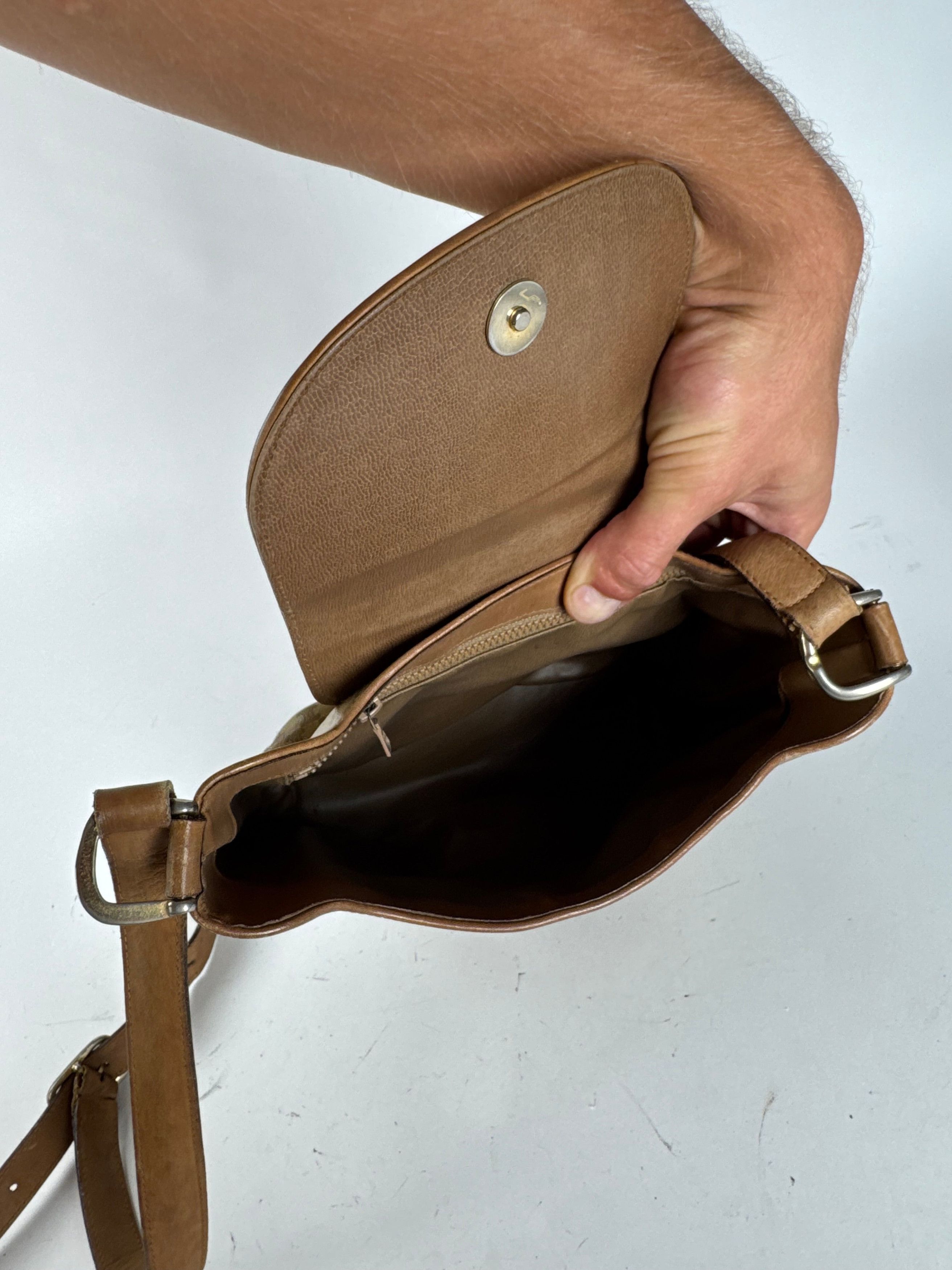 Celine Vintage Triomphe Monogramm Leather Bag Gold Brown Size ONE SIZE - 3 Thumbnail