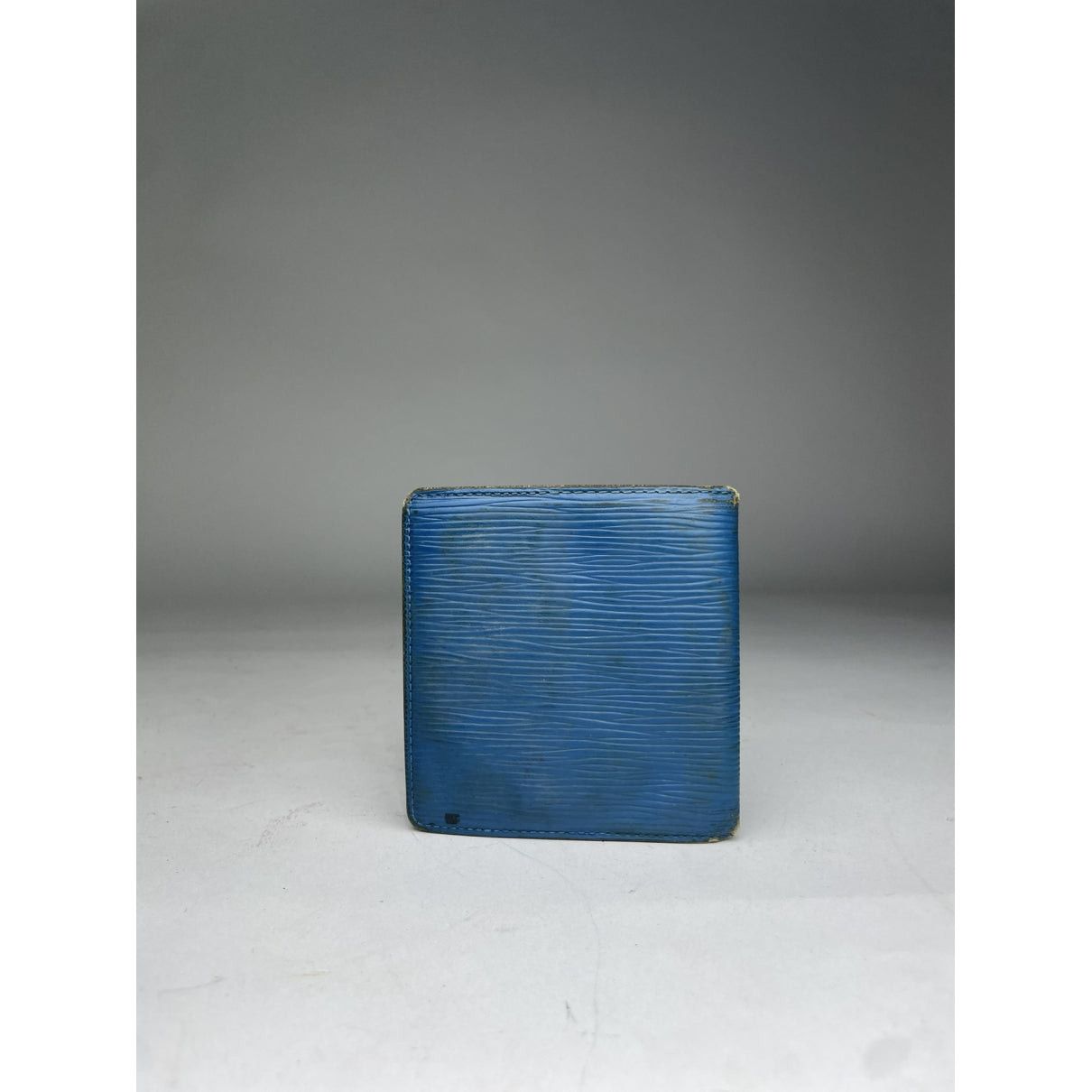 Louis Vuitton New Wave Blue Leather Purse Size ONE SIZE - 2 Thumbnail