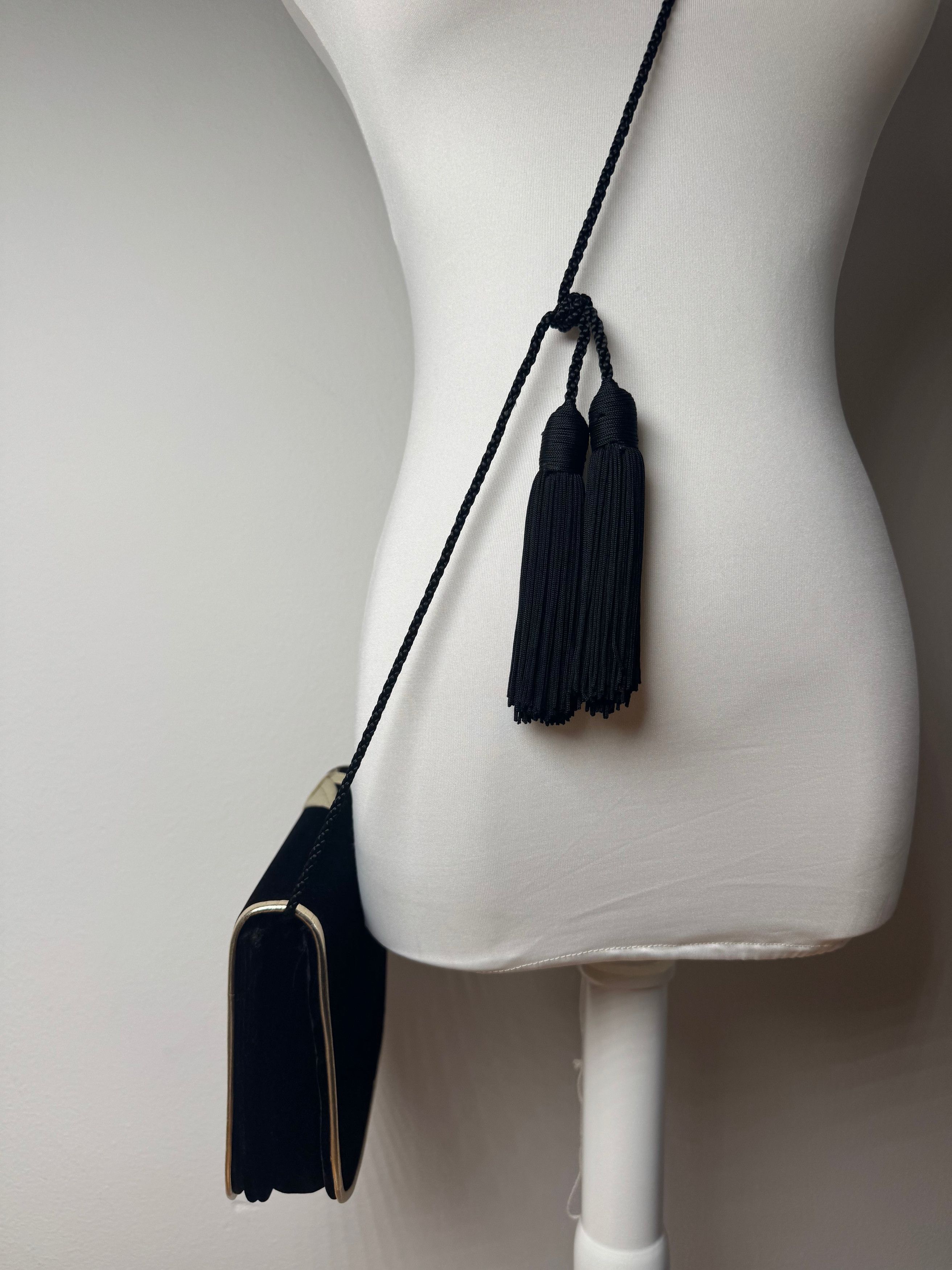 Other Vintage Yves Saint Laurent Samt bag black Size ONE SIZE - 14 Thumbnail
