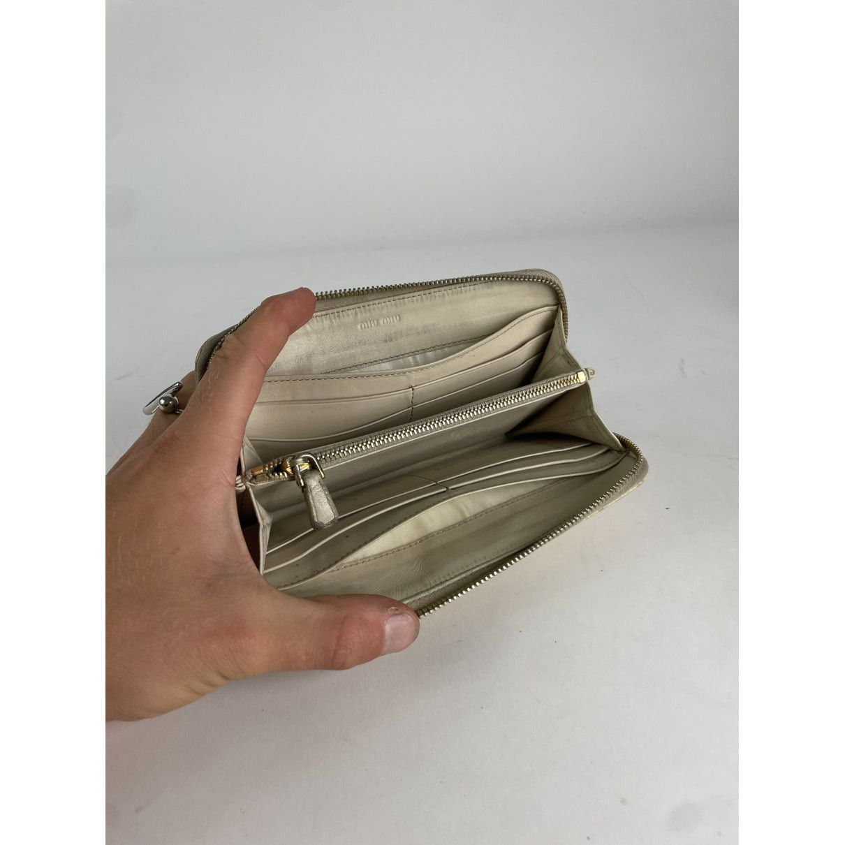 Miu Miu White Leather Wallet Size ONE SIZE - 3 Thumbnail