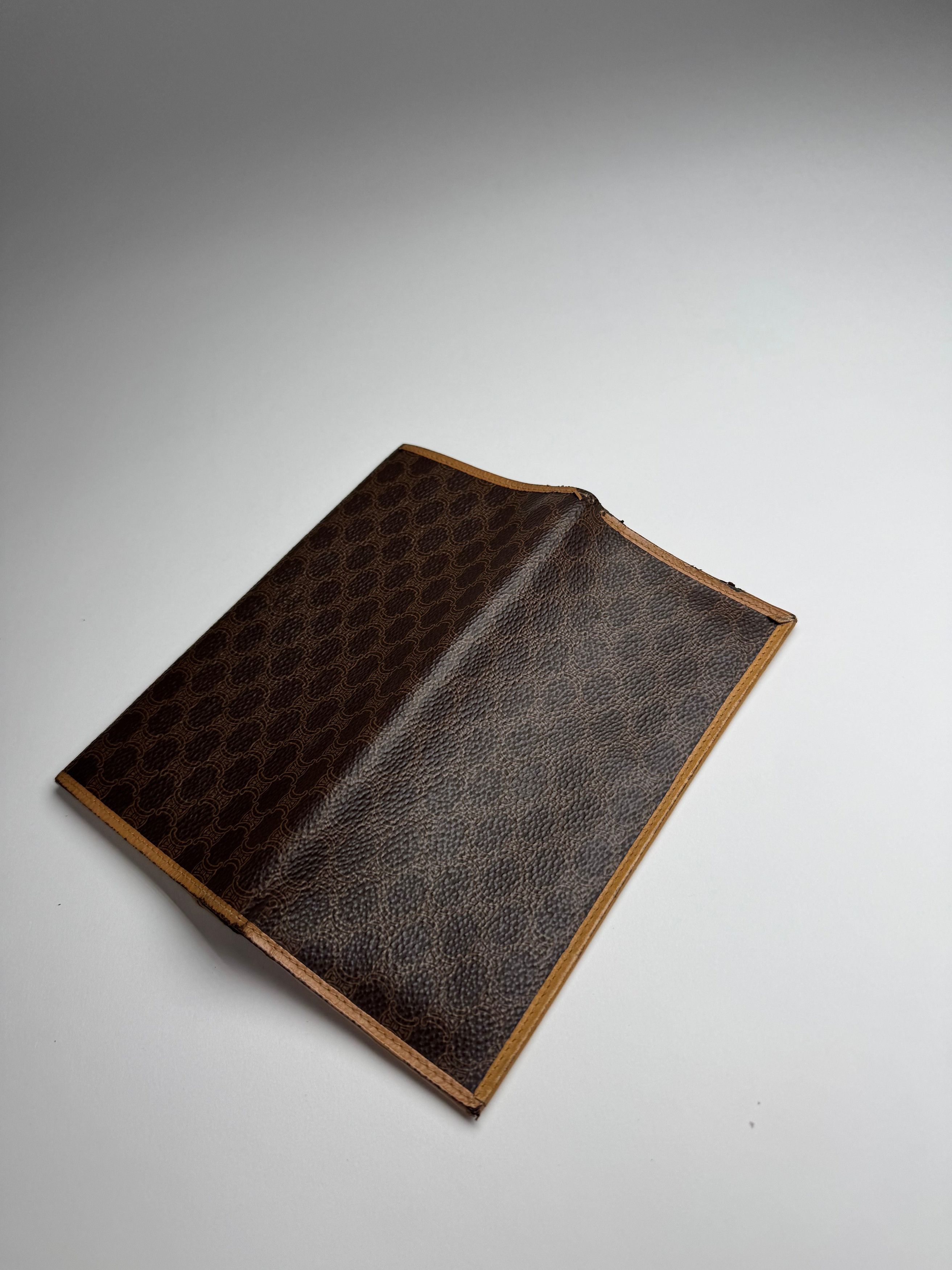 Celine Vintage Paris Leather Monogram ID Holder Size ONE SIZE - 7 Thumbnail