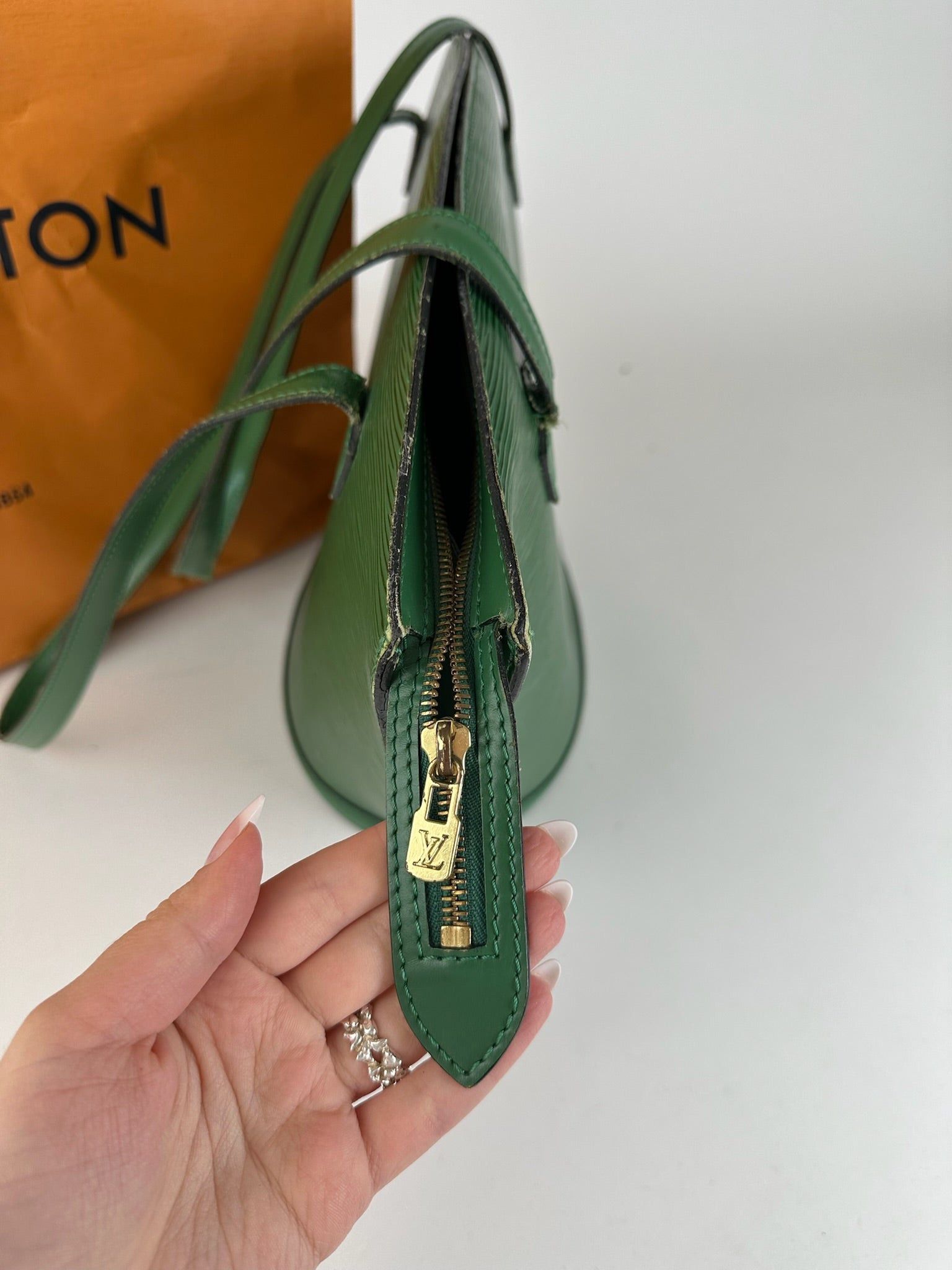 Louis Vuitton Vintage Saint Jacques EPI Leather Bag green Size ONE SIZE - 2 Thumbnail