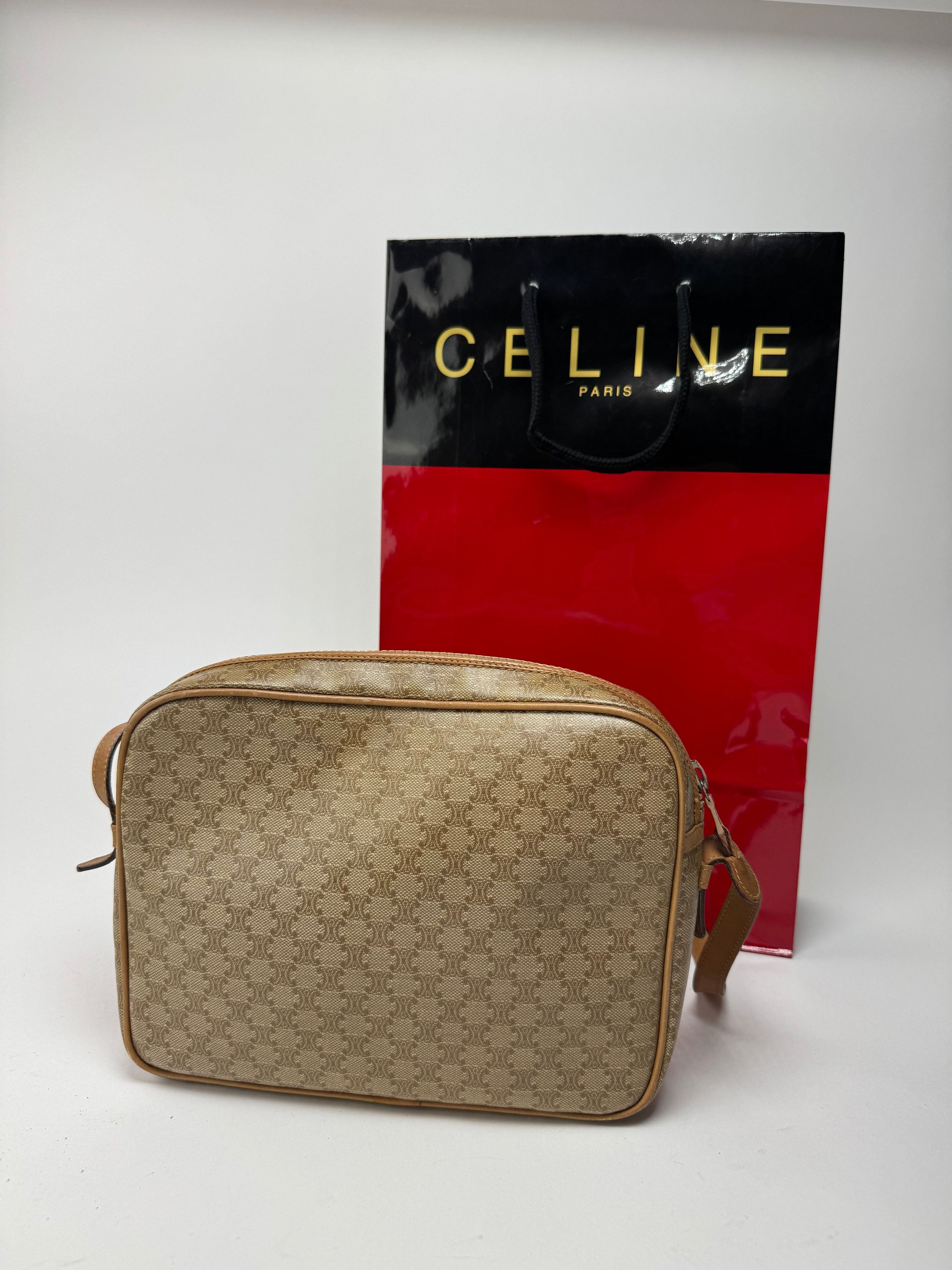 Celine Vintage Monogram Leather Triomphe Bag beige Size ONE SIZE - 11 Thumbnail