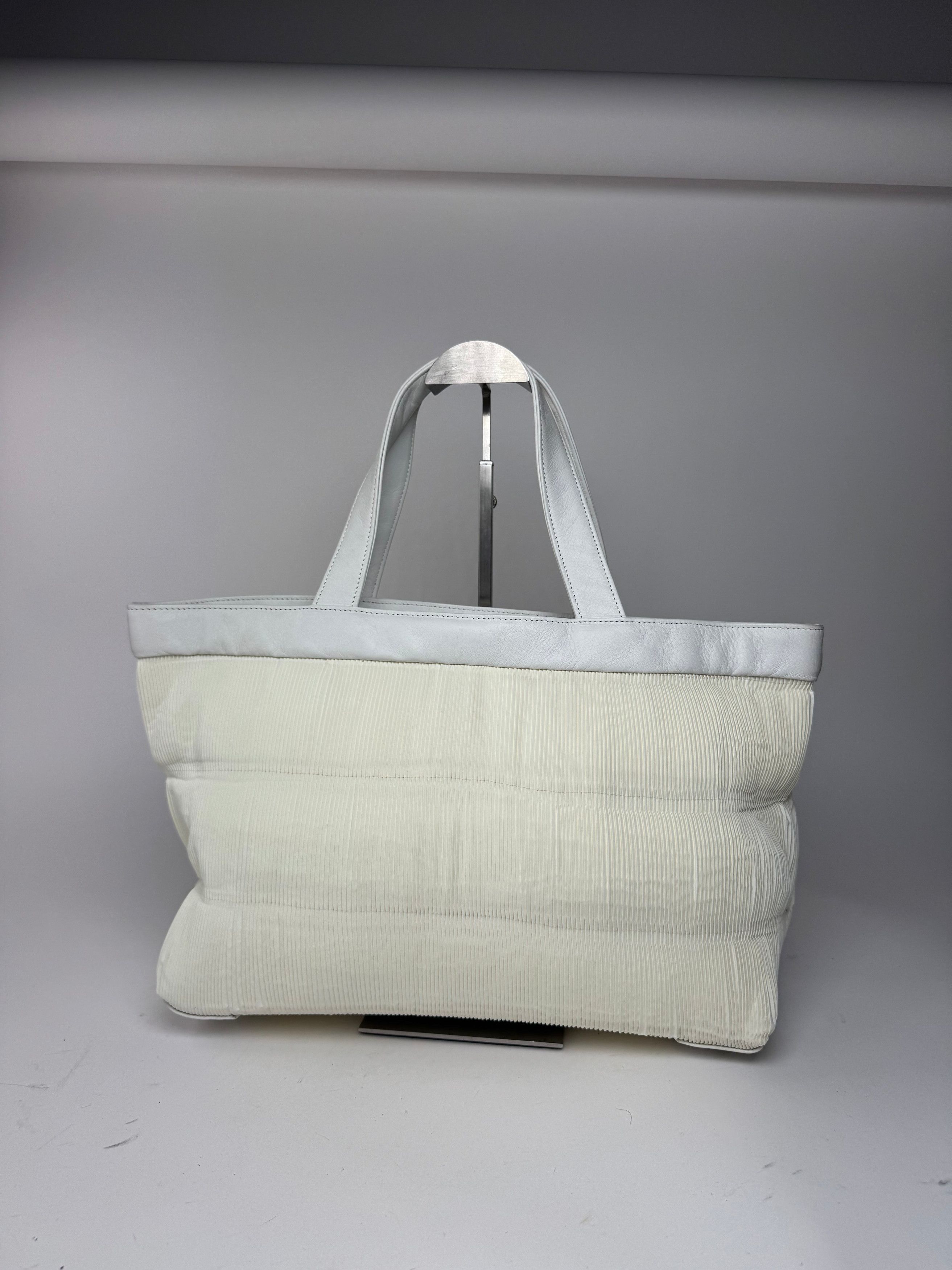 Issey Miyake Vintage Plissee leather bag white Size ONE SIZE - 6 Thumbnail