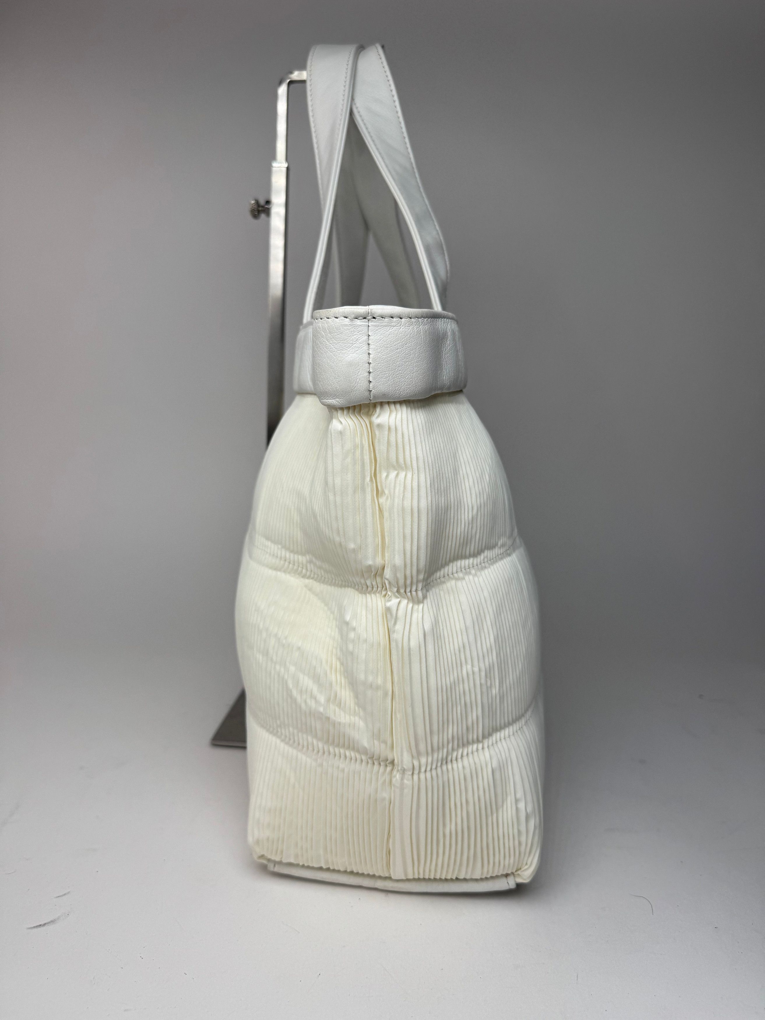 Issey Miyake Vintage Plissee leather bag white Size ONE SIZE - 3 Thumbnail
