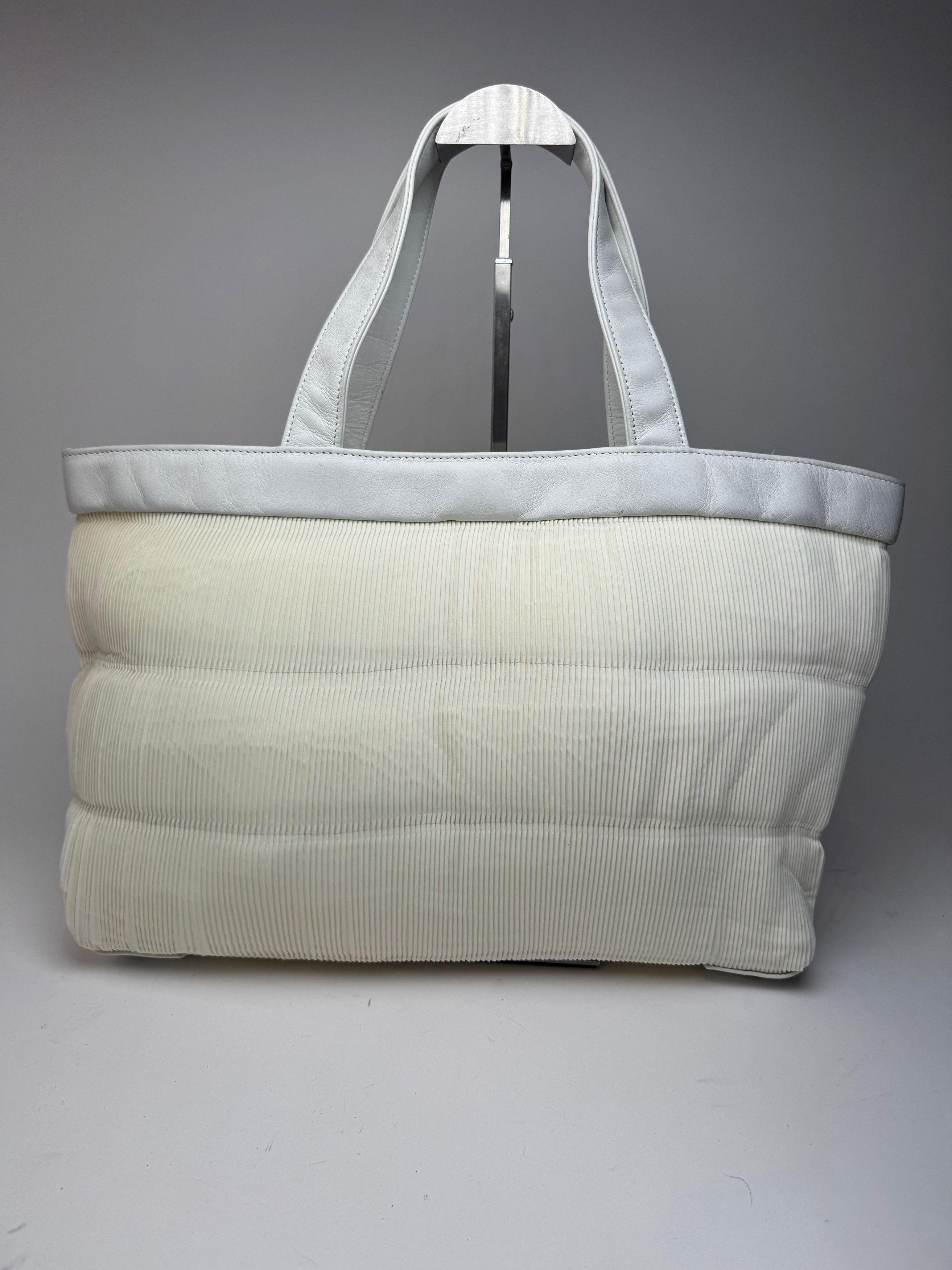 Issey Miyake Vintage Plissee leather bag white Size ONE SIZE - 10 Thumbnail