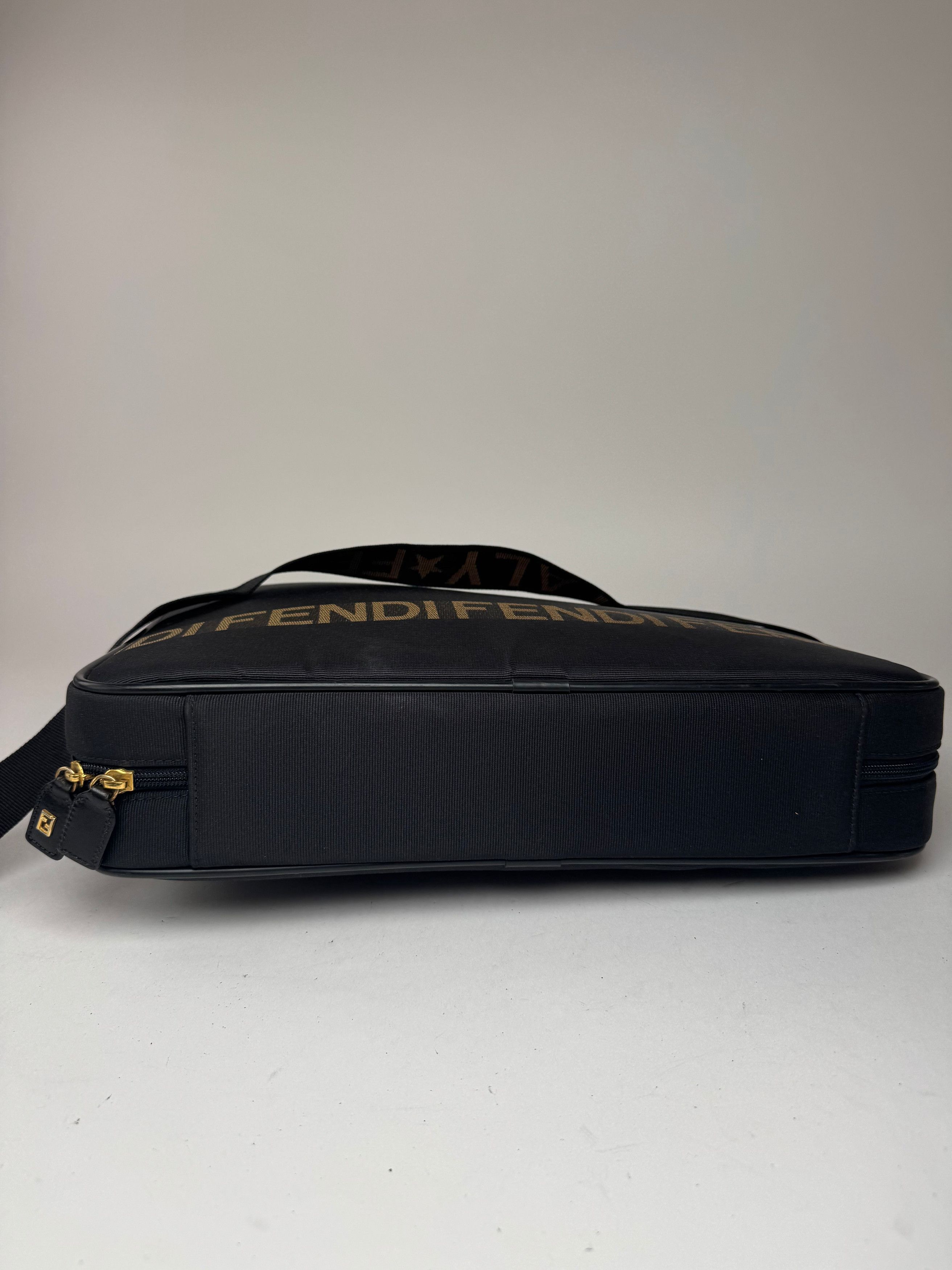 Fendi Vintage Roma 2Way Bag black gold Size ONE SIZE - 9 Thumbnail