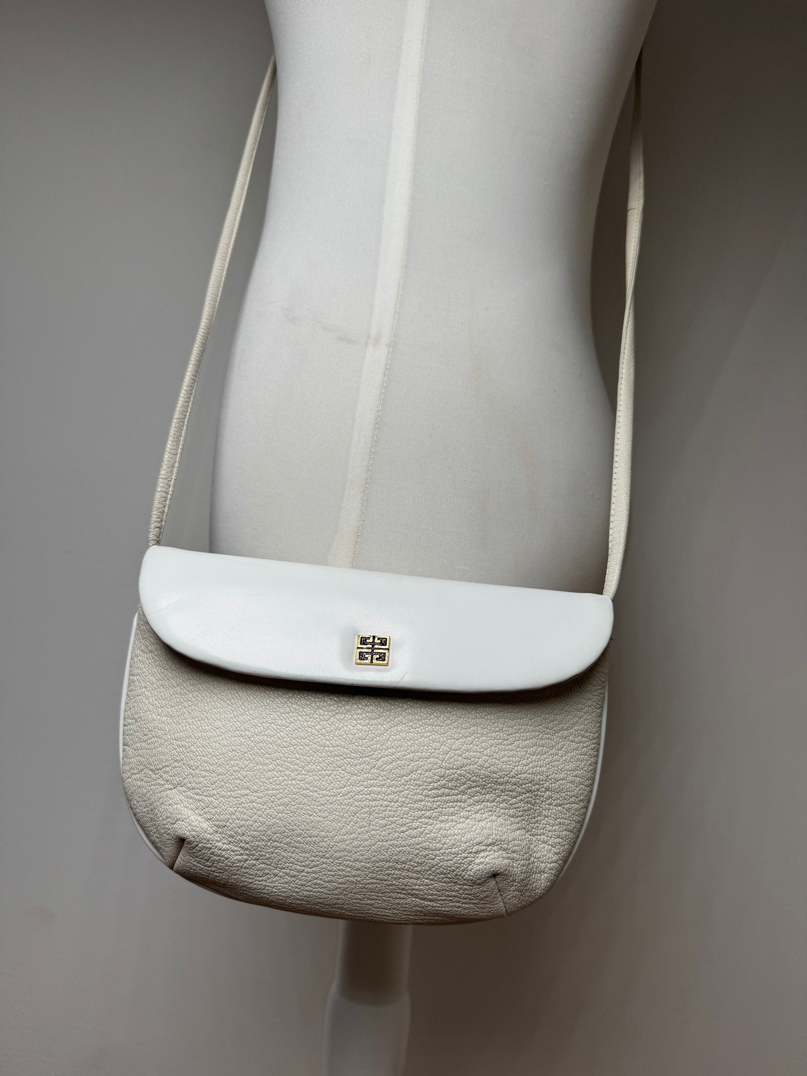 Givenchy Vintage 4G Leather Bag White Size ONE SIZE - 14 Thumbnail