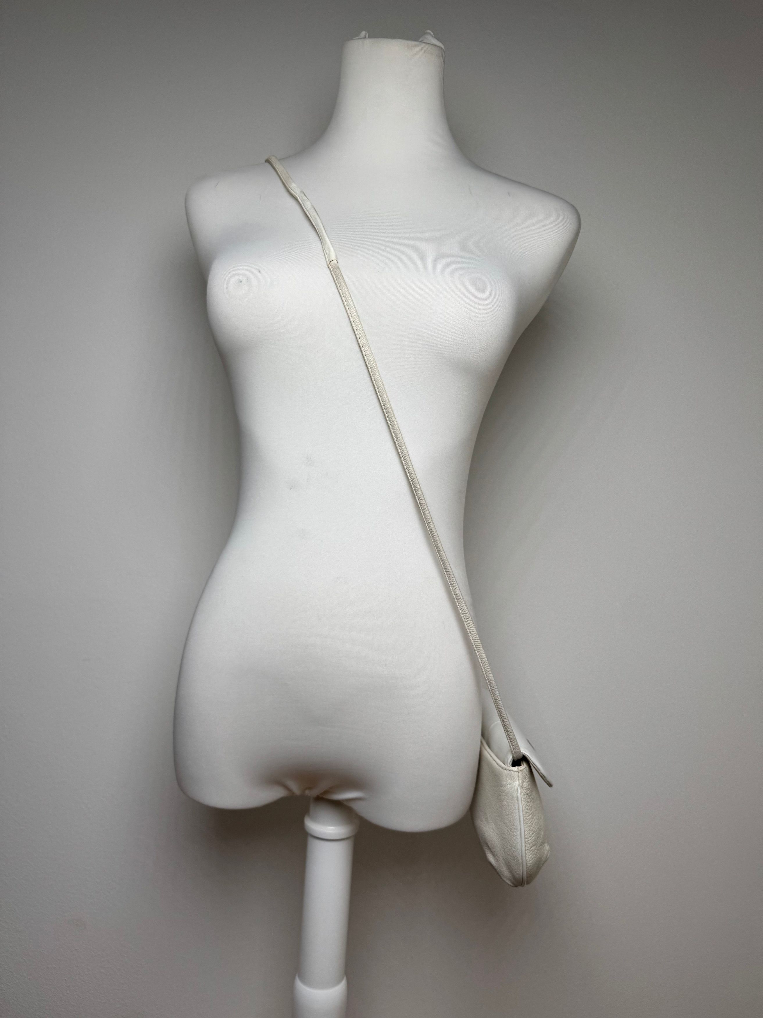 Givenchy Vintage 4G Leather Bag White Size ONE SIZE - 15 Thumbnail