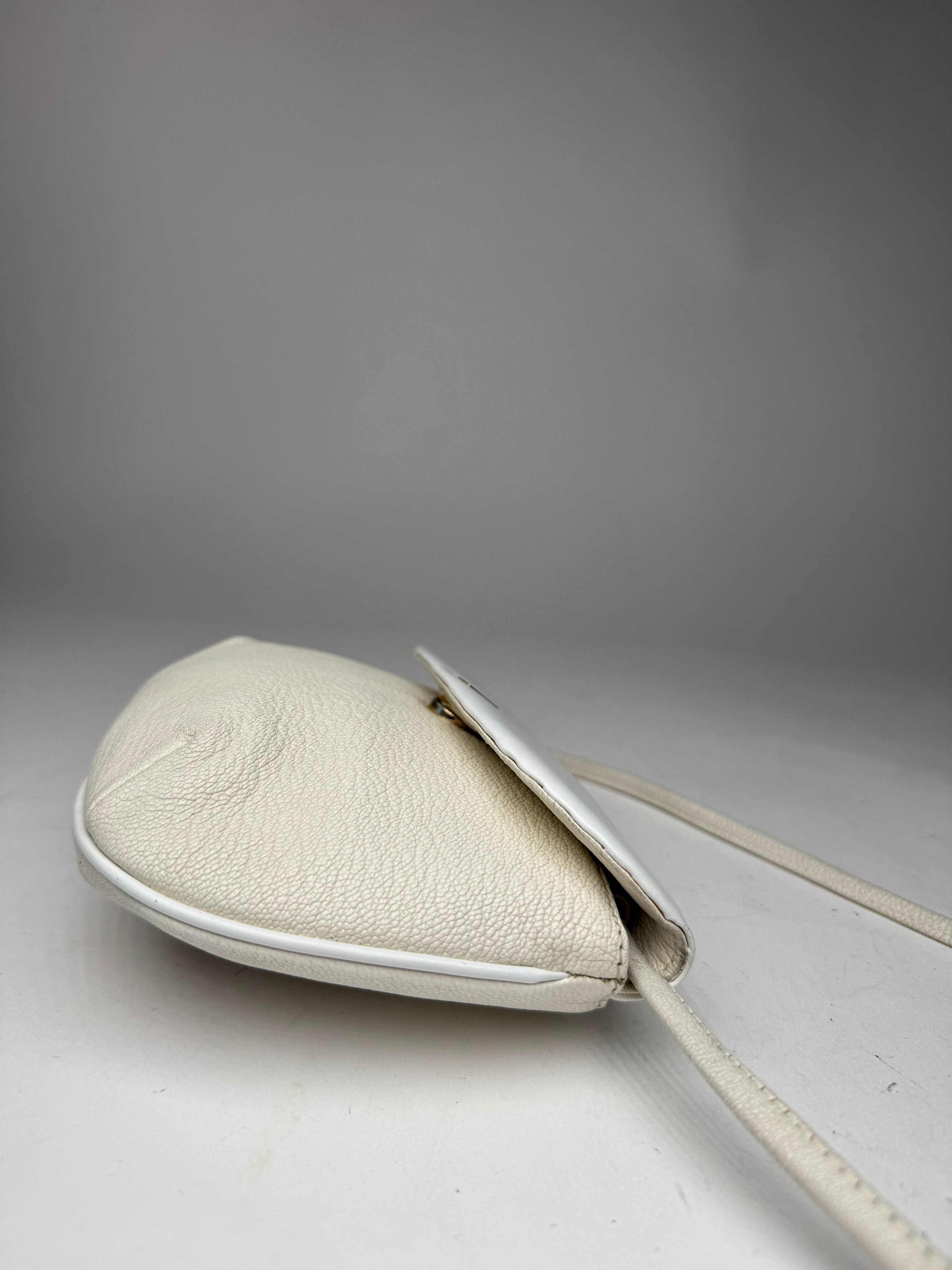 Givenchy Vintage 4G Leather Bag White Size ONE SIZE - 10 Thumbnail