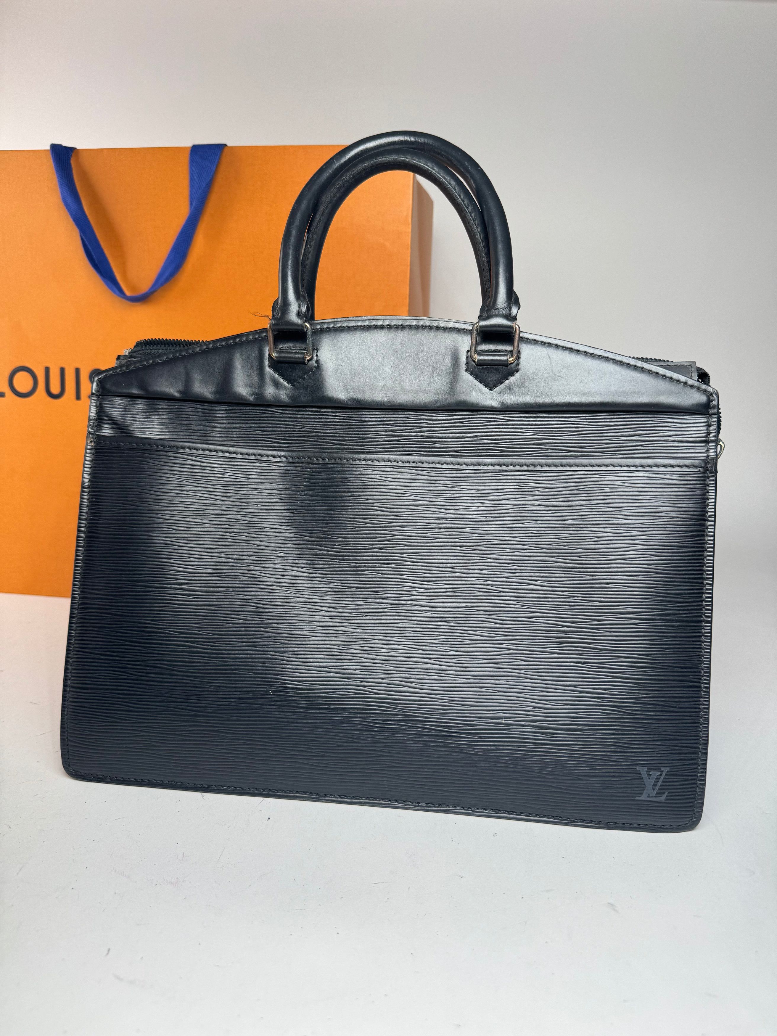 Louis Vuitton Vintage EPI Leather Handbag Black Size ONE SIZE - 2 Thumbnail