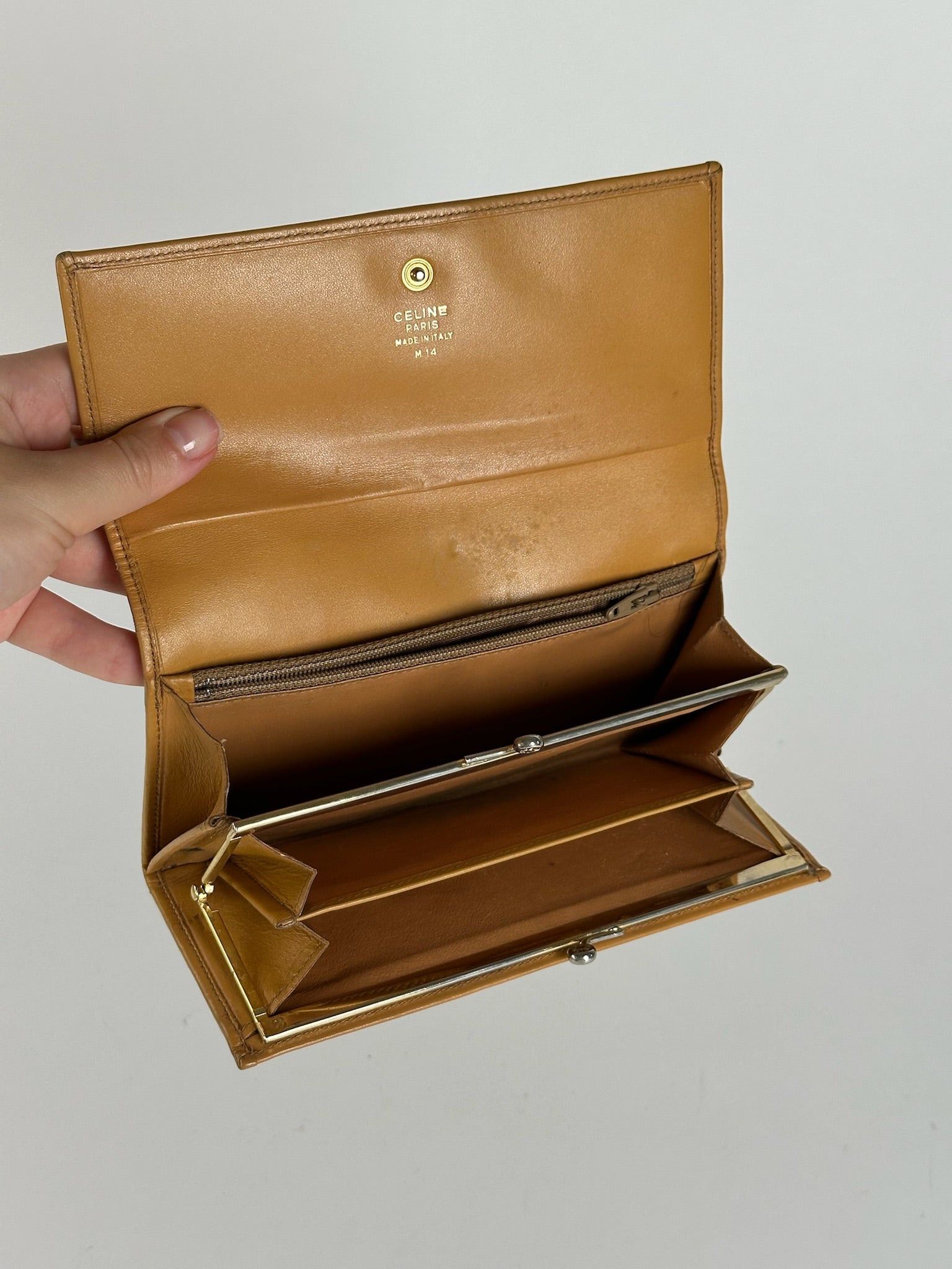 Celine Vintage Triomphe Monogramm Leather wallet beige Brown Size ONE SIZE - 5 Thumbnail