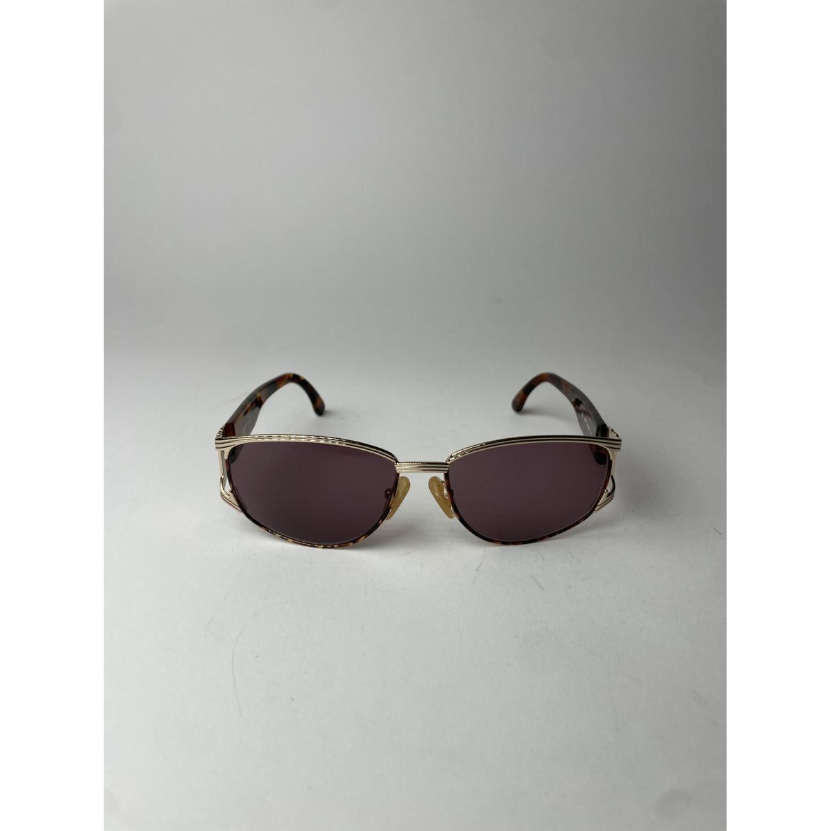 Fendi Gold Metal Sunglasses Size ONE SIZE - 2 Thumbnail