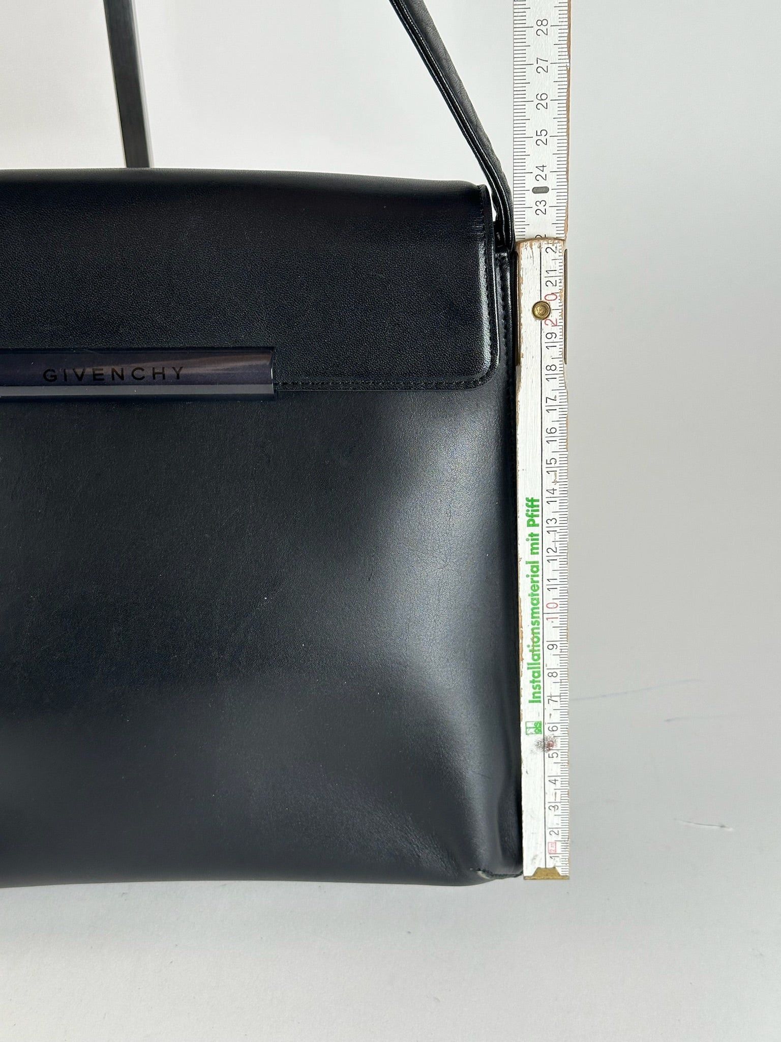 Givenchy Vintage Leather bag black Size ONE SIZE - 14 Thumbnail