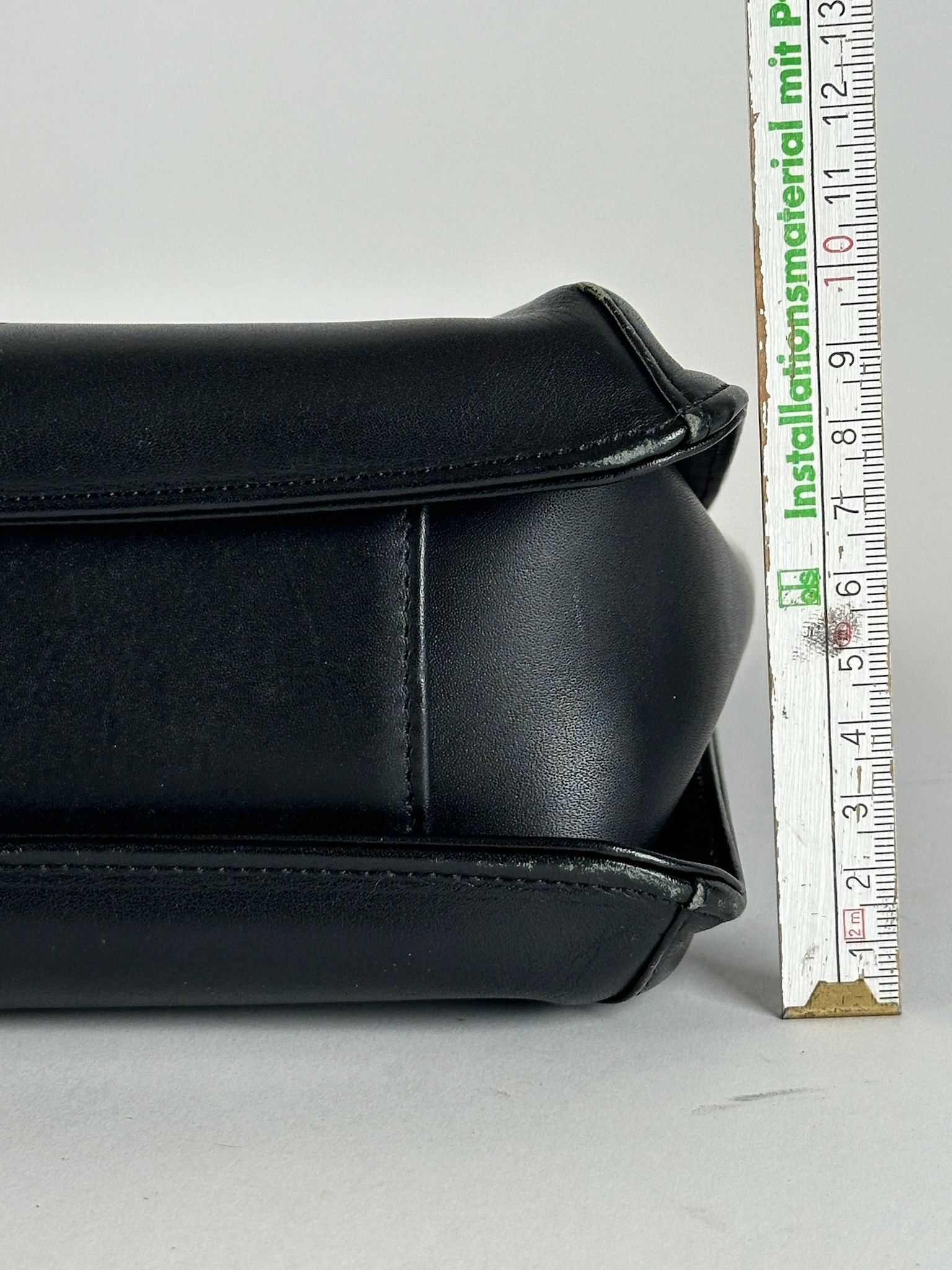 Givenchy Vintage Leather bag black Size ONE SIZE - 12 Thumbnail