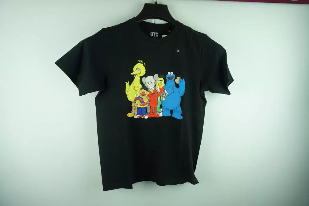 kaws-uniqlo-kaws-t-shirt-grailed