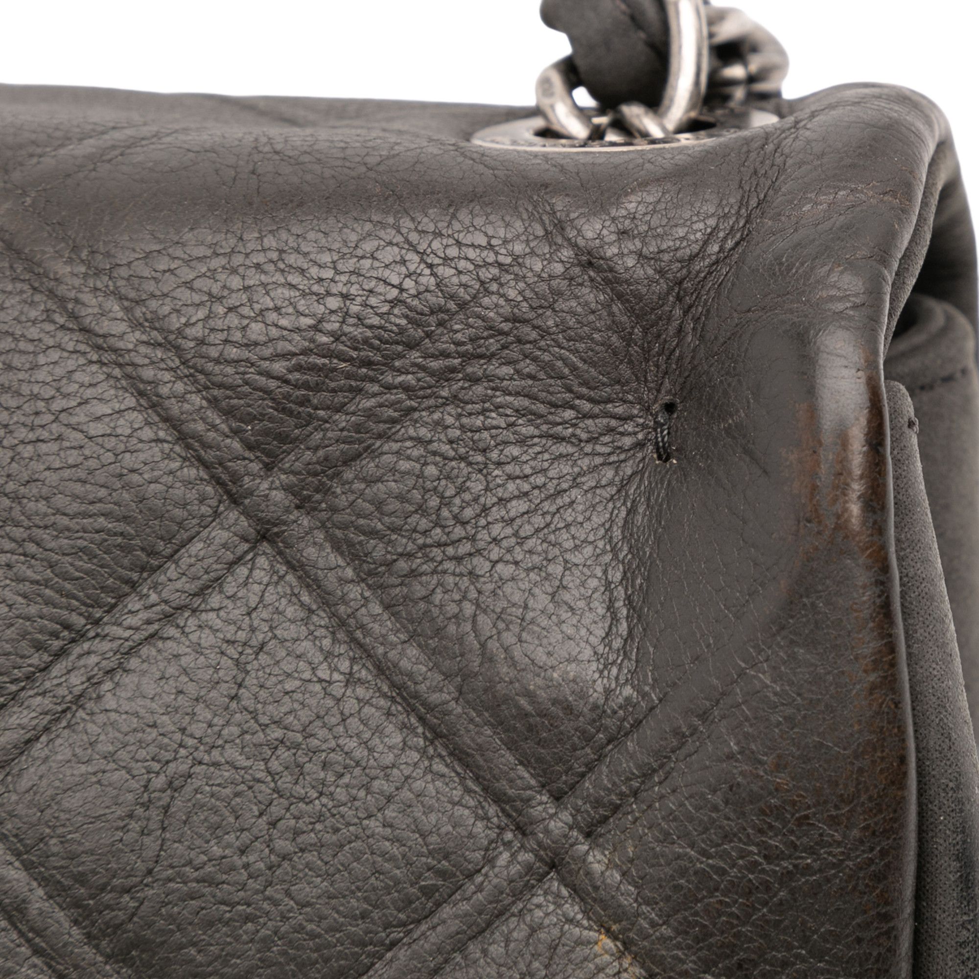 Chanel Chanel Small Diamond Embossed Calfskin New Chic Flap Size ONE SIZE - 11 Thumbnail