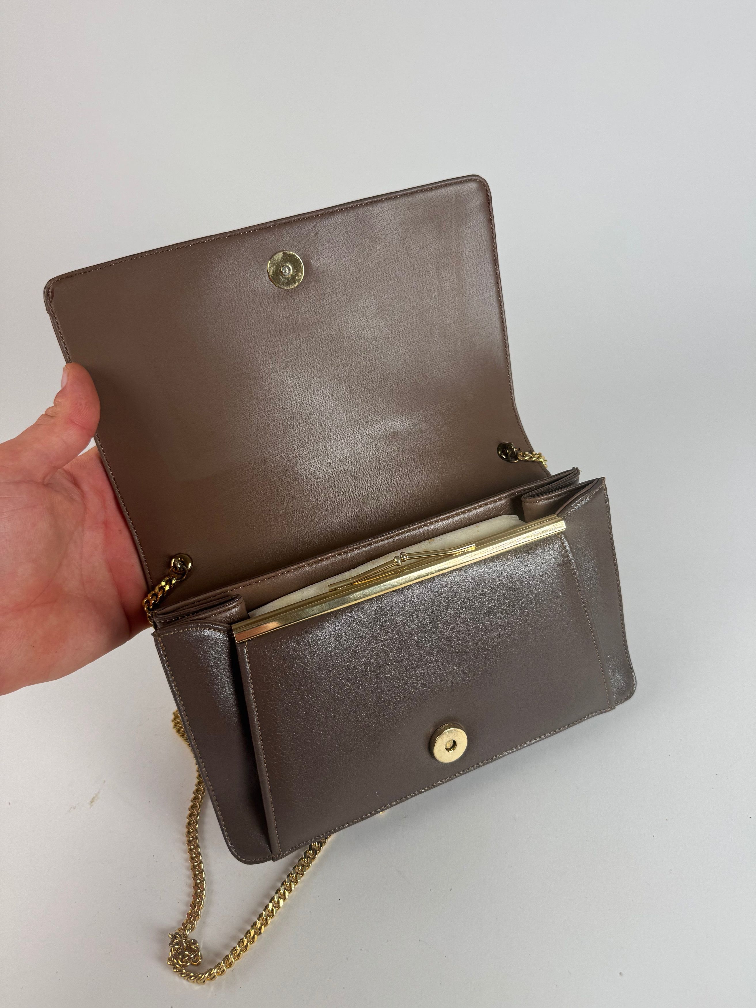 Givenchy Vintage 4G leather bag brown Size ONE SIZE - 10 Thumbnail