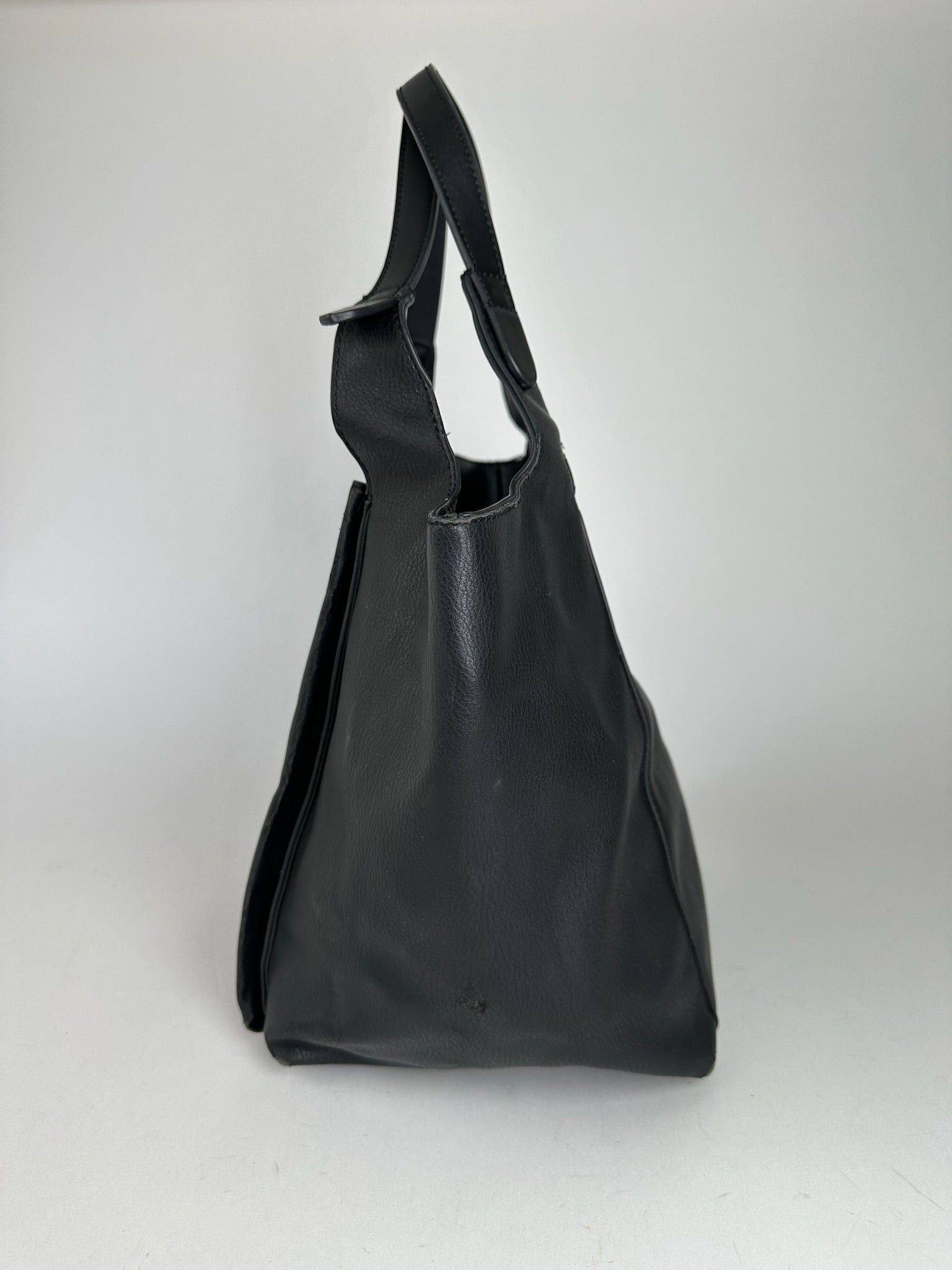 Giorgio Armani Vintage Armani leather Shopper Black Size ONE SIZE - 9 Thumbnail
