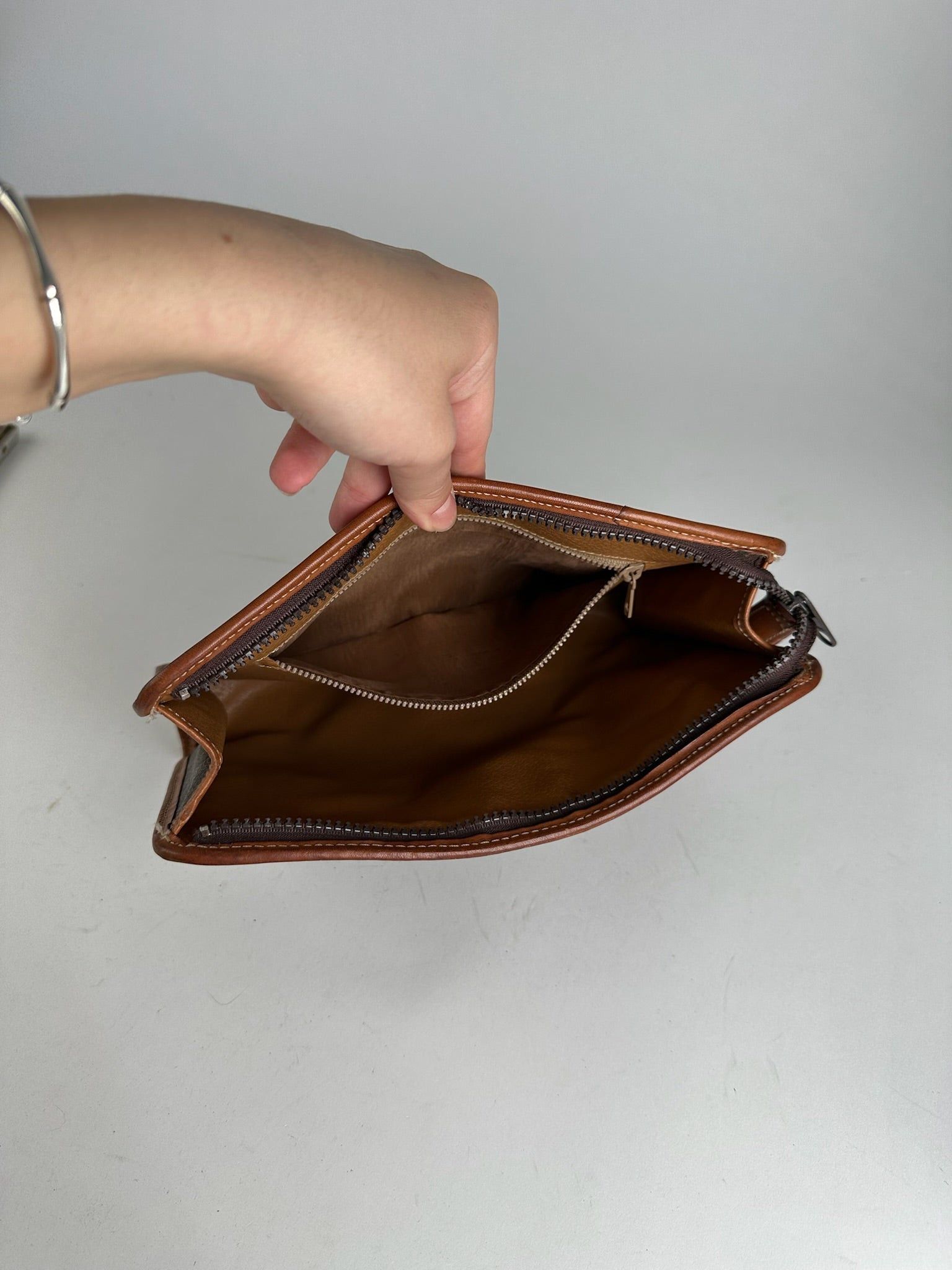 Celine Vintage Paris Leather monogram Clutch Triomphe brown Size ONE SIZE - 4 Thumbnail