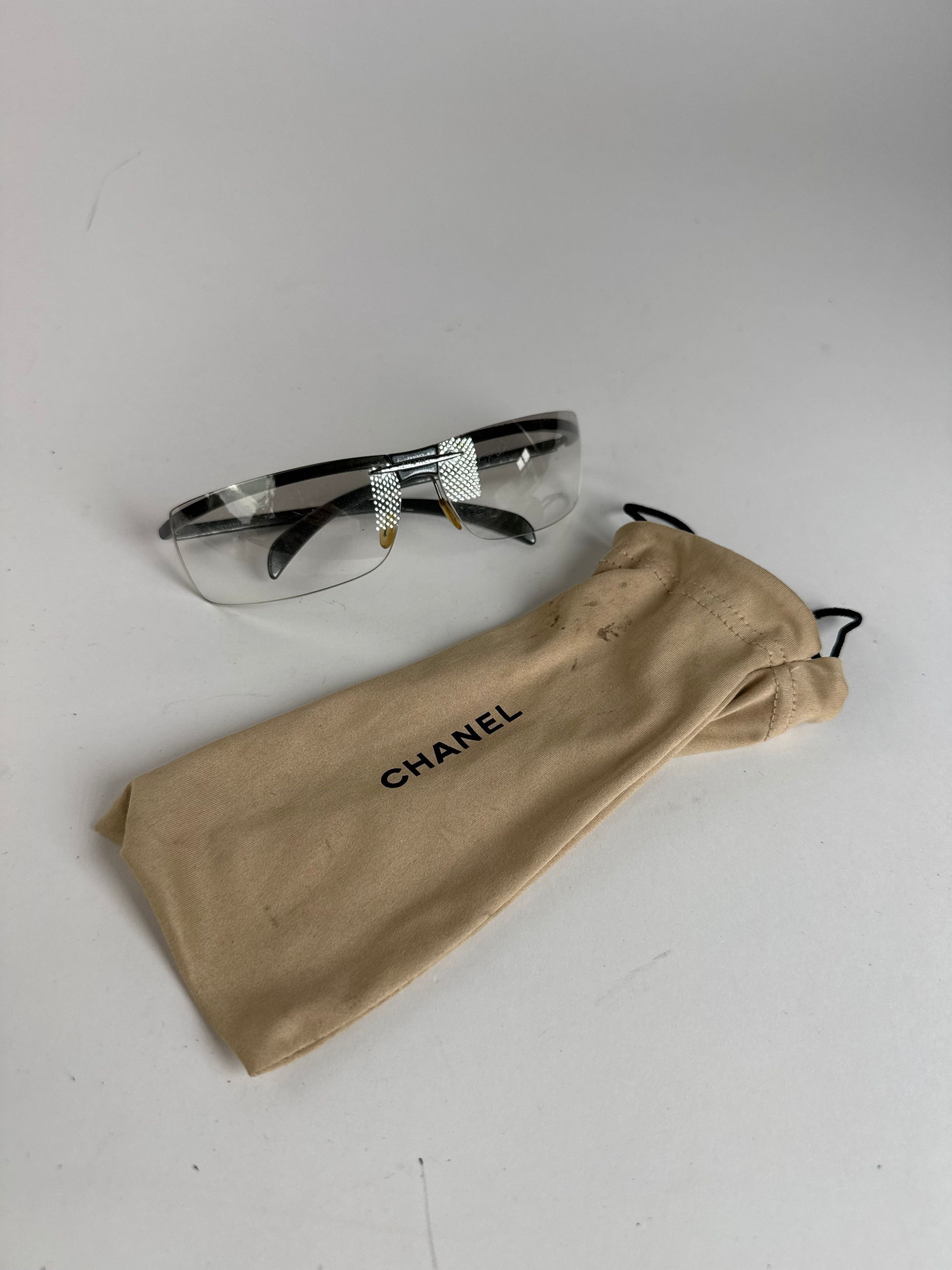 Chanel Vintage Sunglasses transparent Size ONE SIZE - 2 Thumbnail