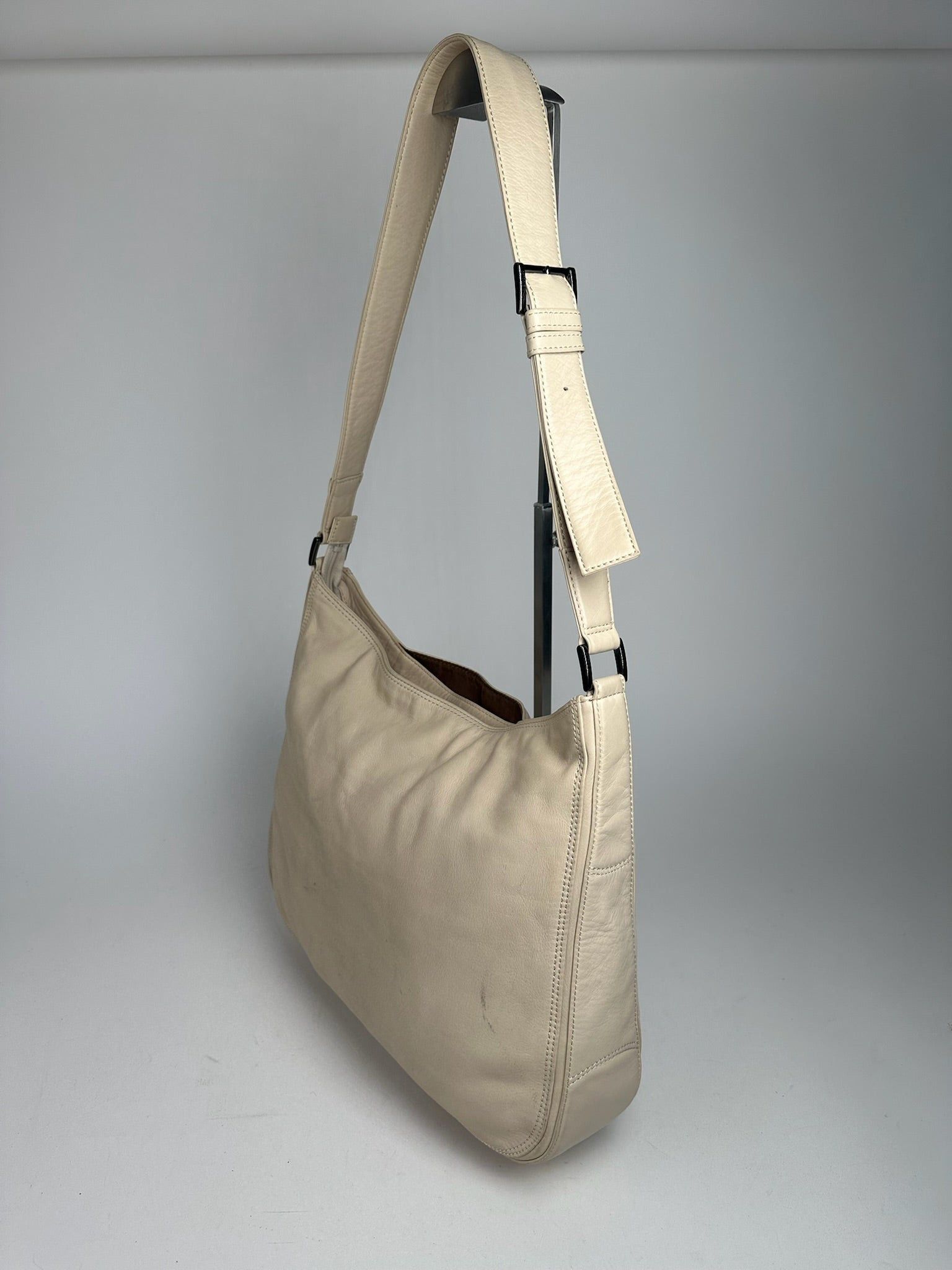 Vintage Leather Bag white