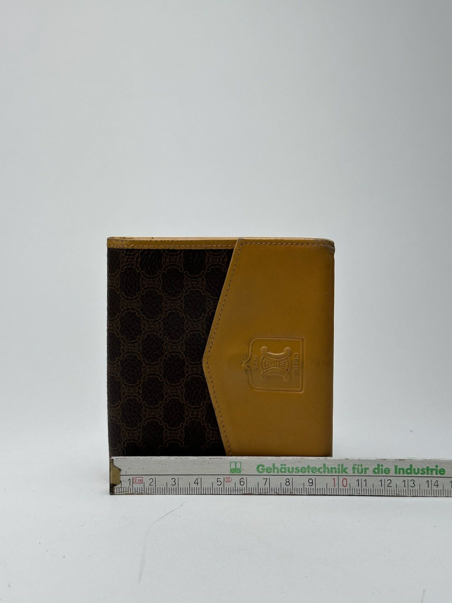 Celine Vintage Leather Monogram Wallet Brown Size ONE SIZE - 6 Thumbnail
