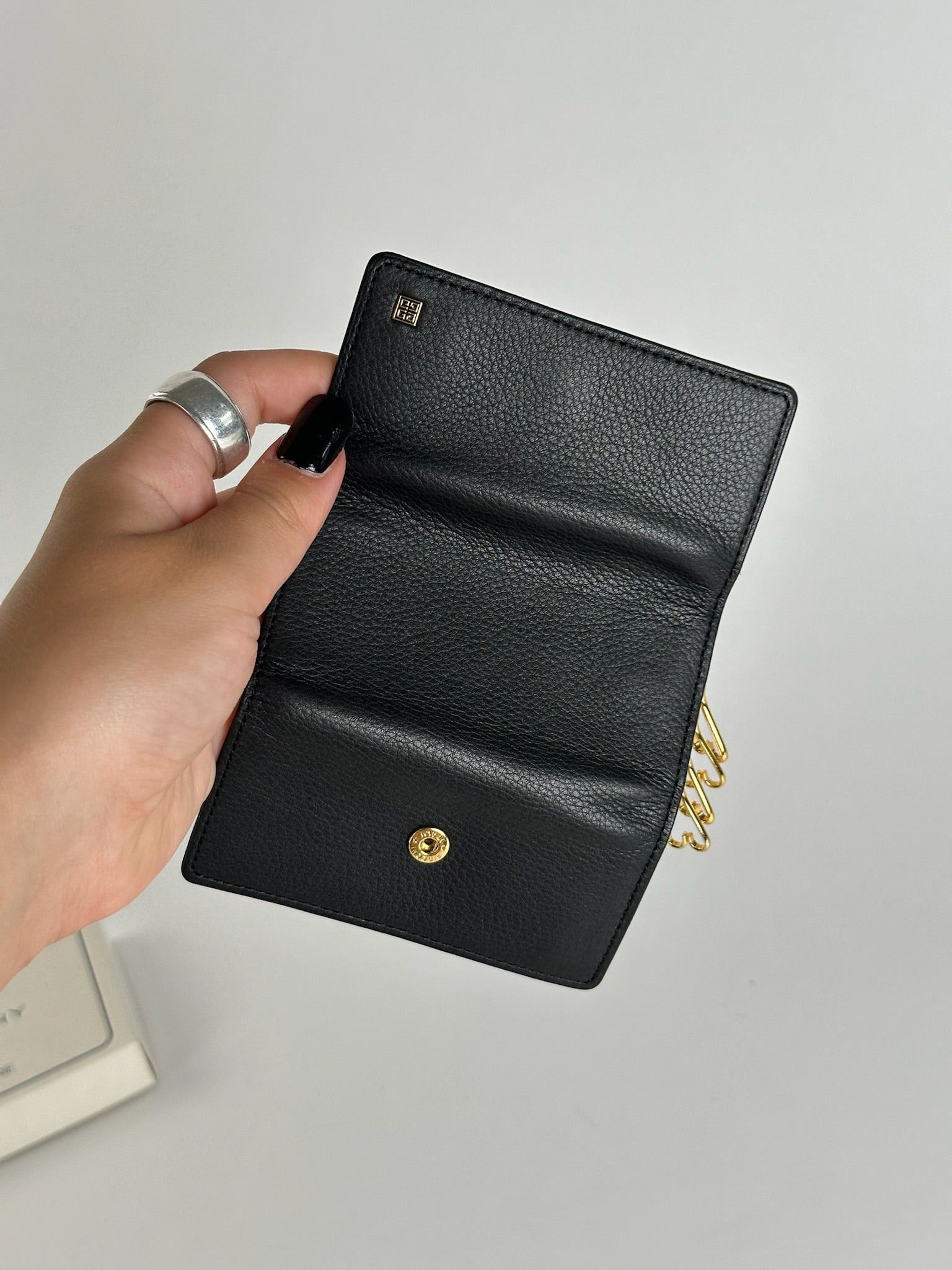 Givenchy Vintage Leather key Holder black Size ONE SIZE - 4 Thumbnail