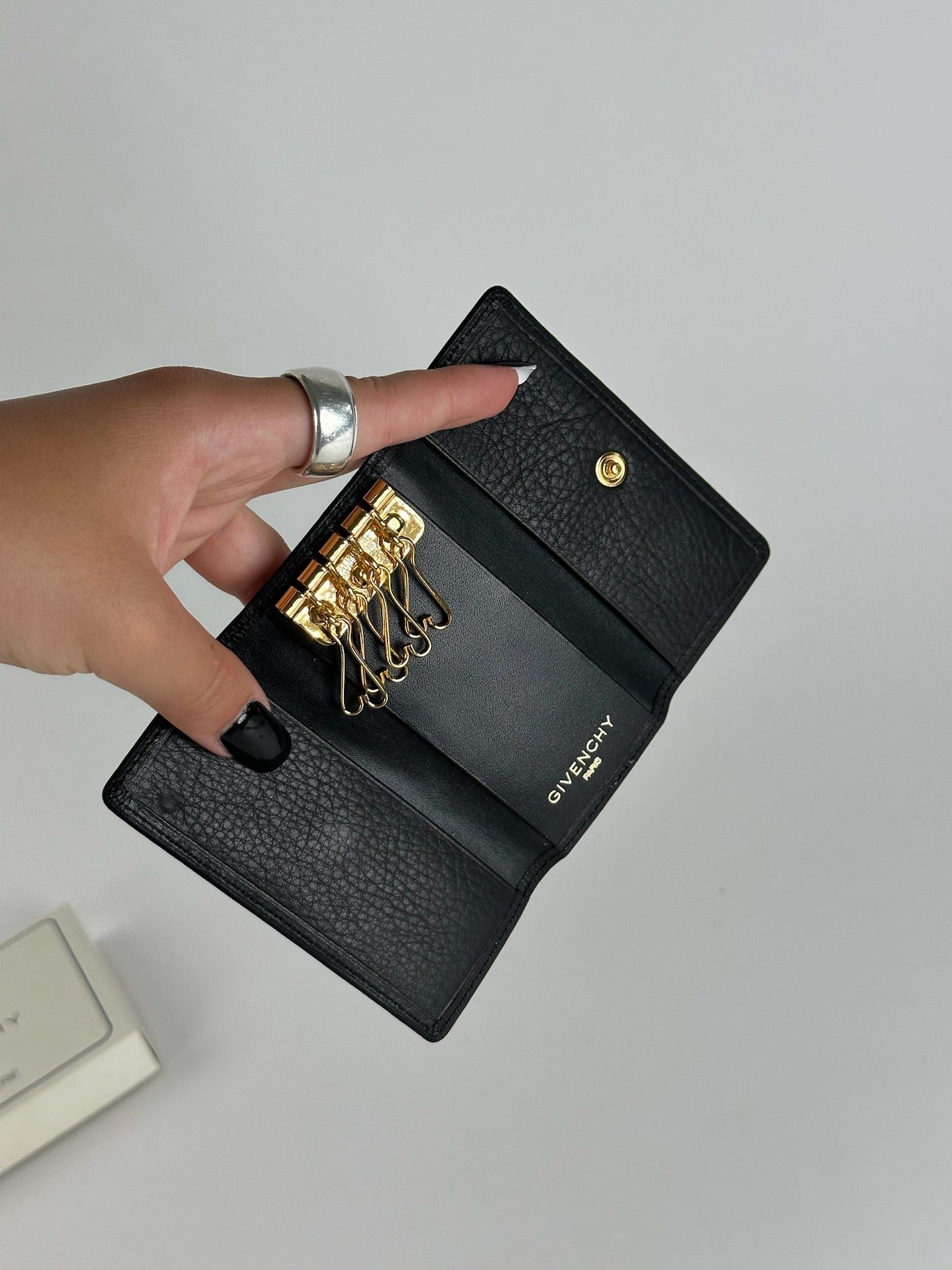 Givenchy Vintage Leather key Holder black Size ONE SIZE - 5 Thumbnail