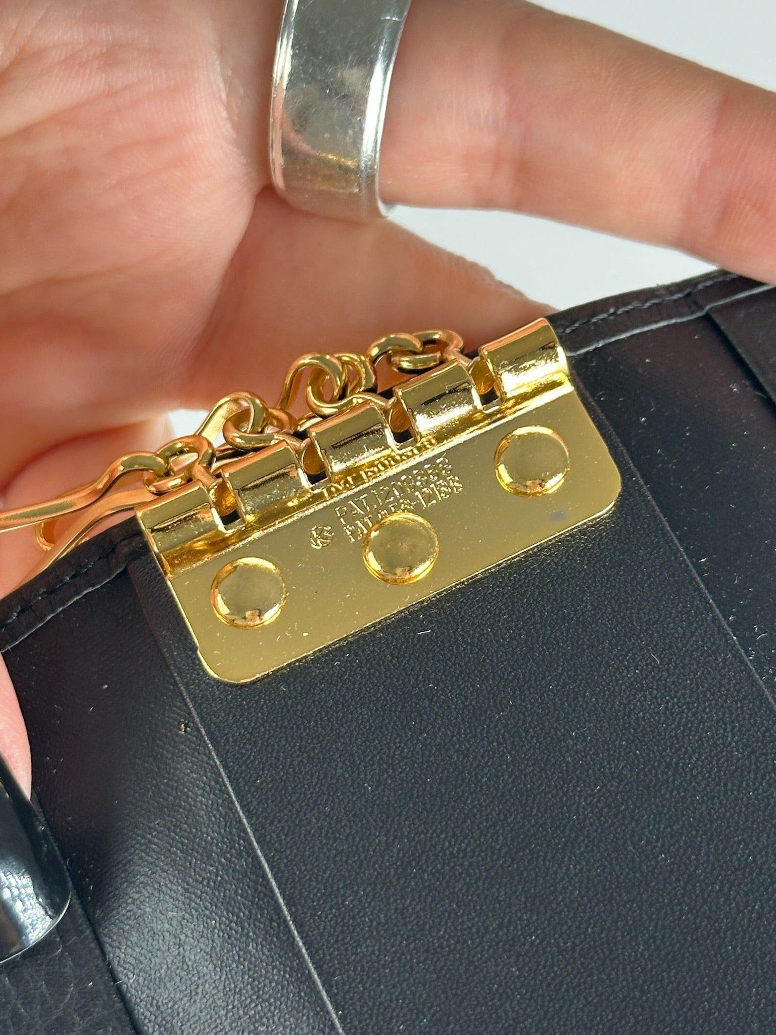Givenchy Vintage Leather key Holder black Size ONE SIZE - 2 Thumbnail
