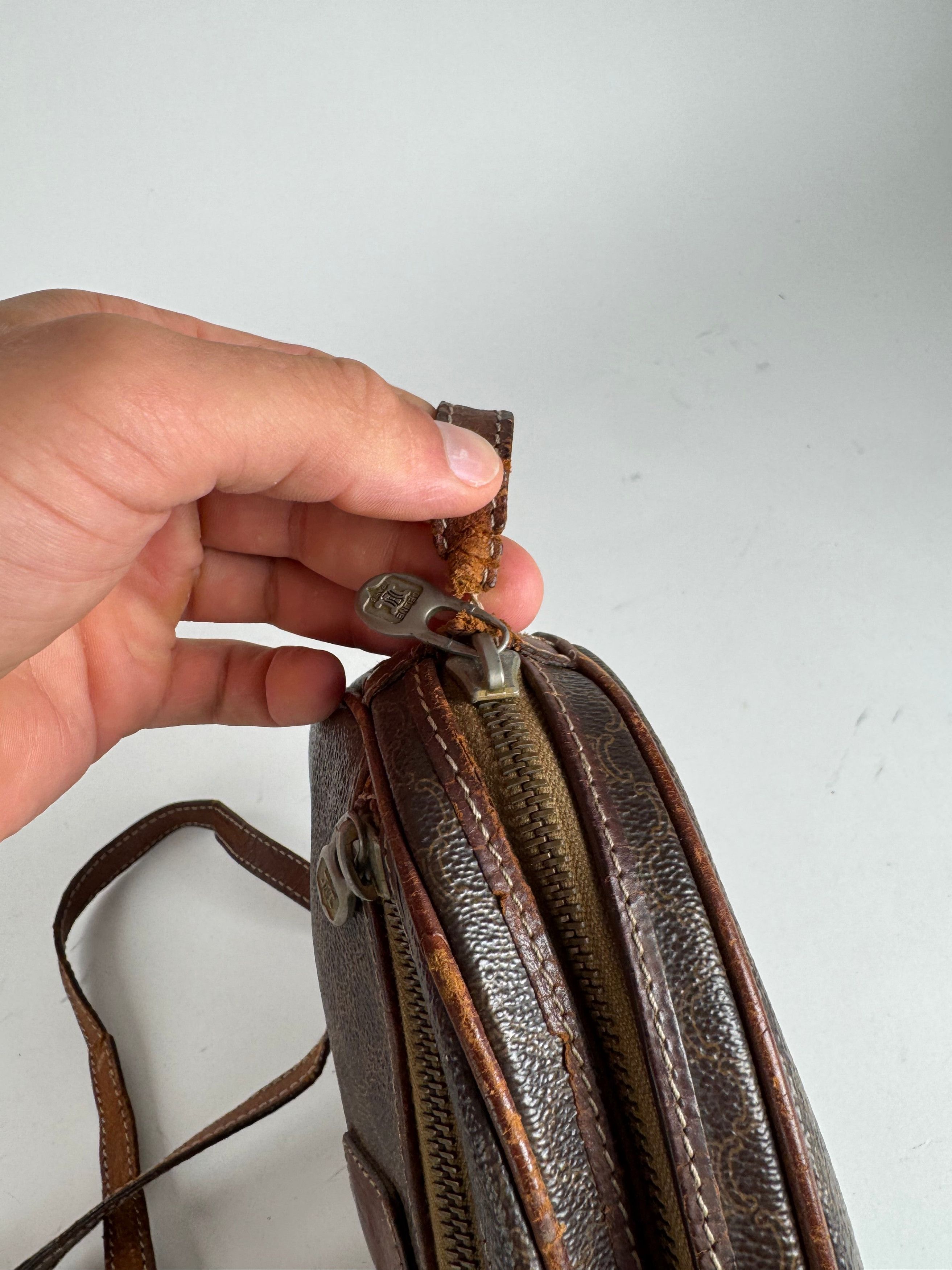 Celine Vintage Triomphe Monogram leather bag brown Size ONE SIZE - 7 Thumbnail