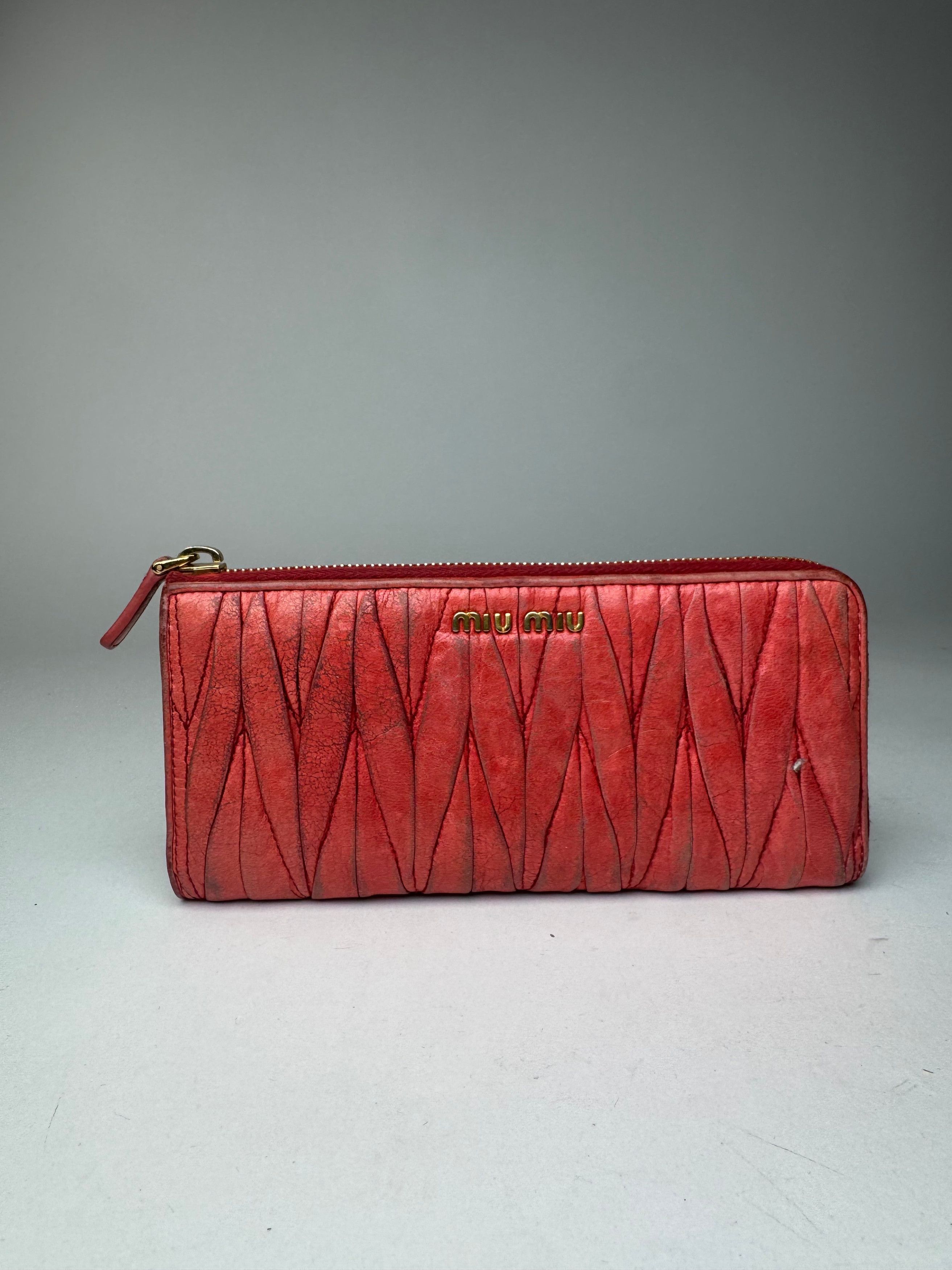 Miu Miu Vintage Metallasse Leather wallet red Size ONE SIZE - 7 Thumbnail