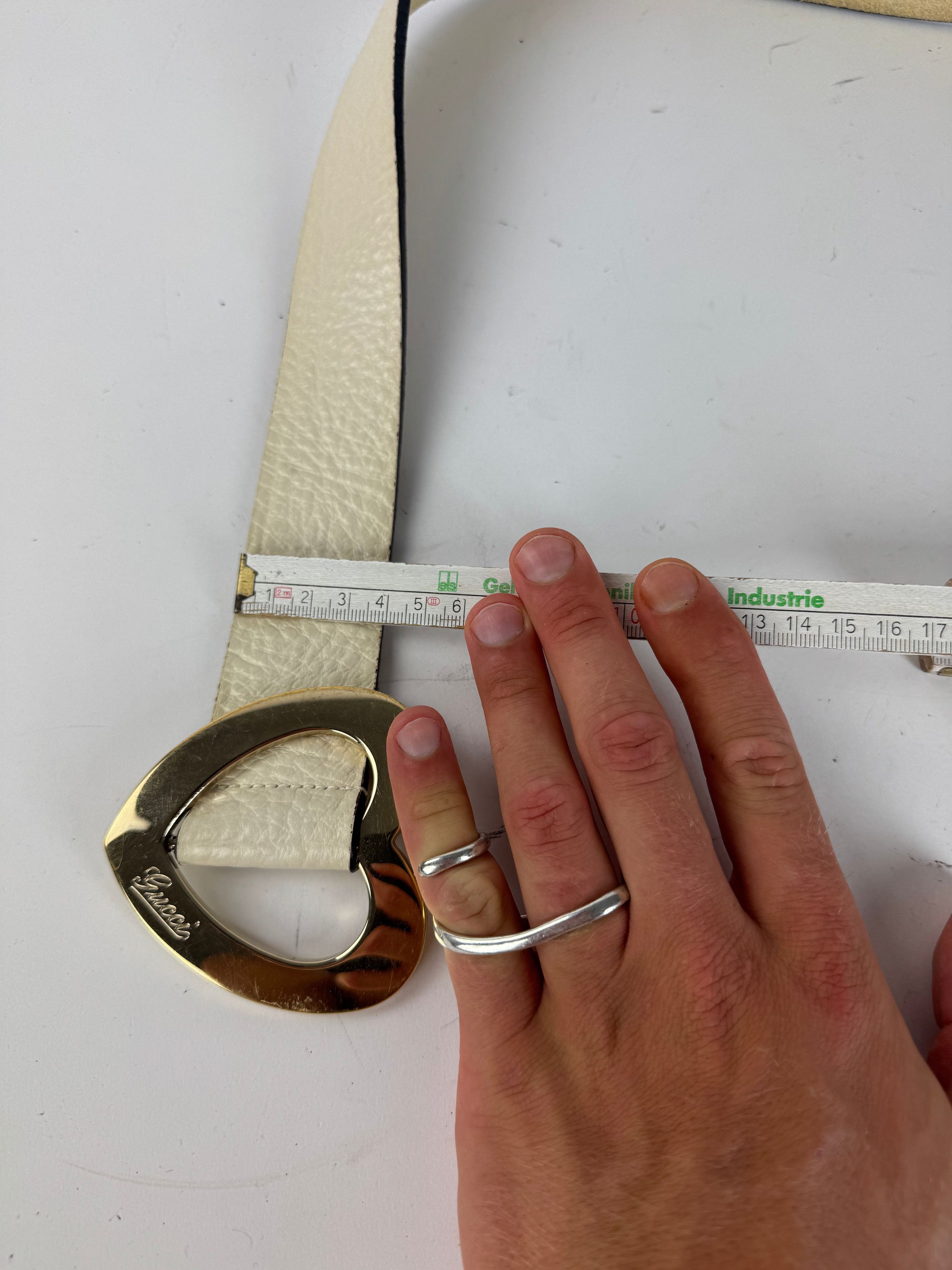 Gucci Vintage Heart Leather Belt white Size ONE SIZE - 11 Thumbnail