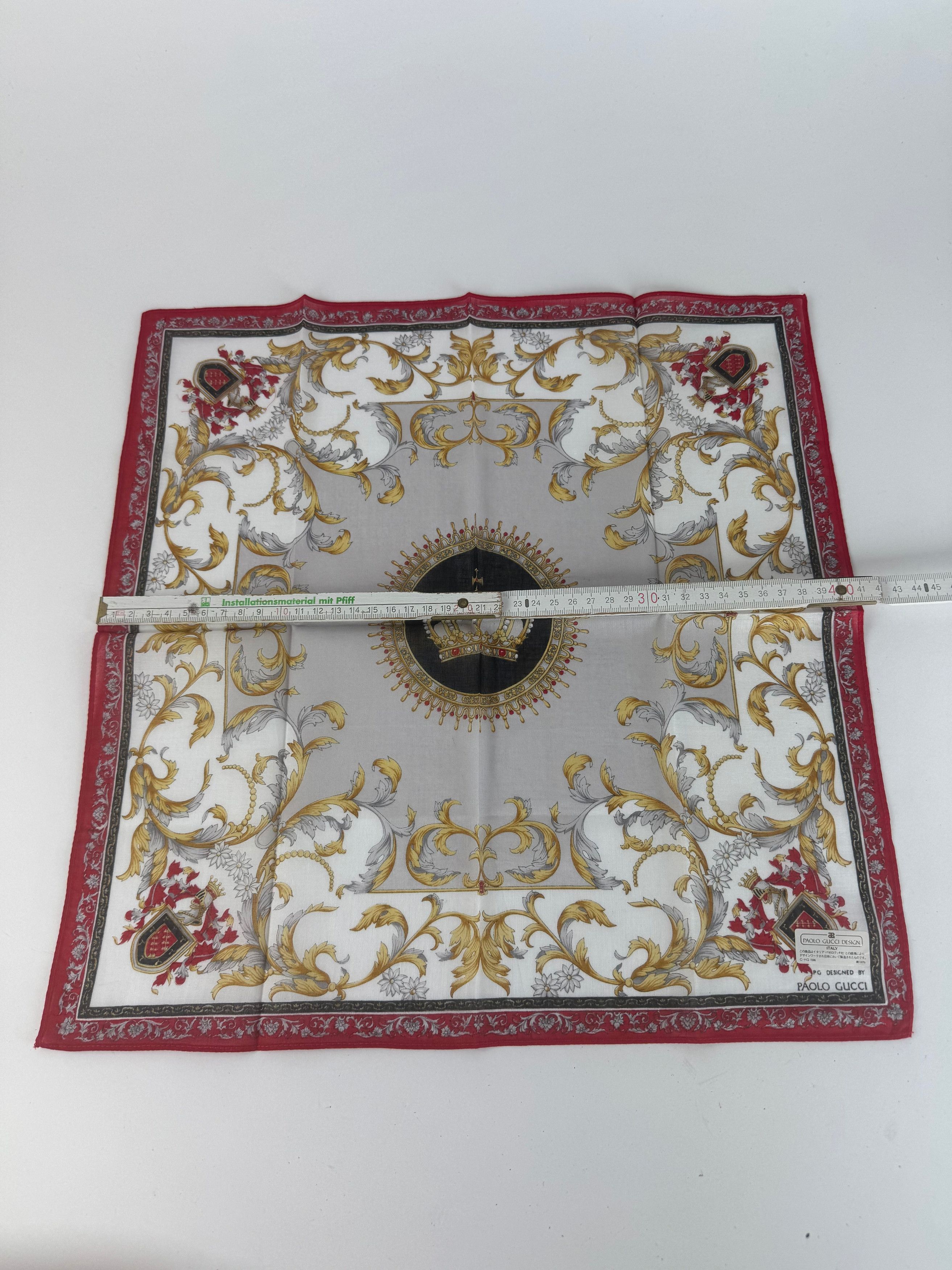 Gucci Vintage Scarf Red Gold Grey Size ONE SIZE - 8 Thumbnail