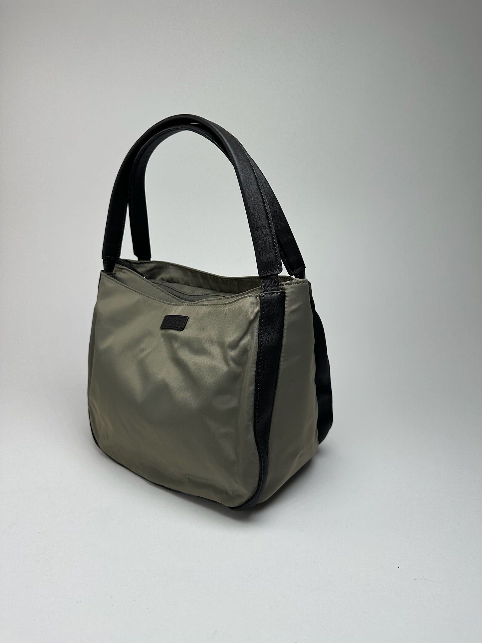 Yohji Yamamoto Vintage Polyester Leather Bag Grey Black Size ONE SIZE - 8 Thumbnail