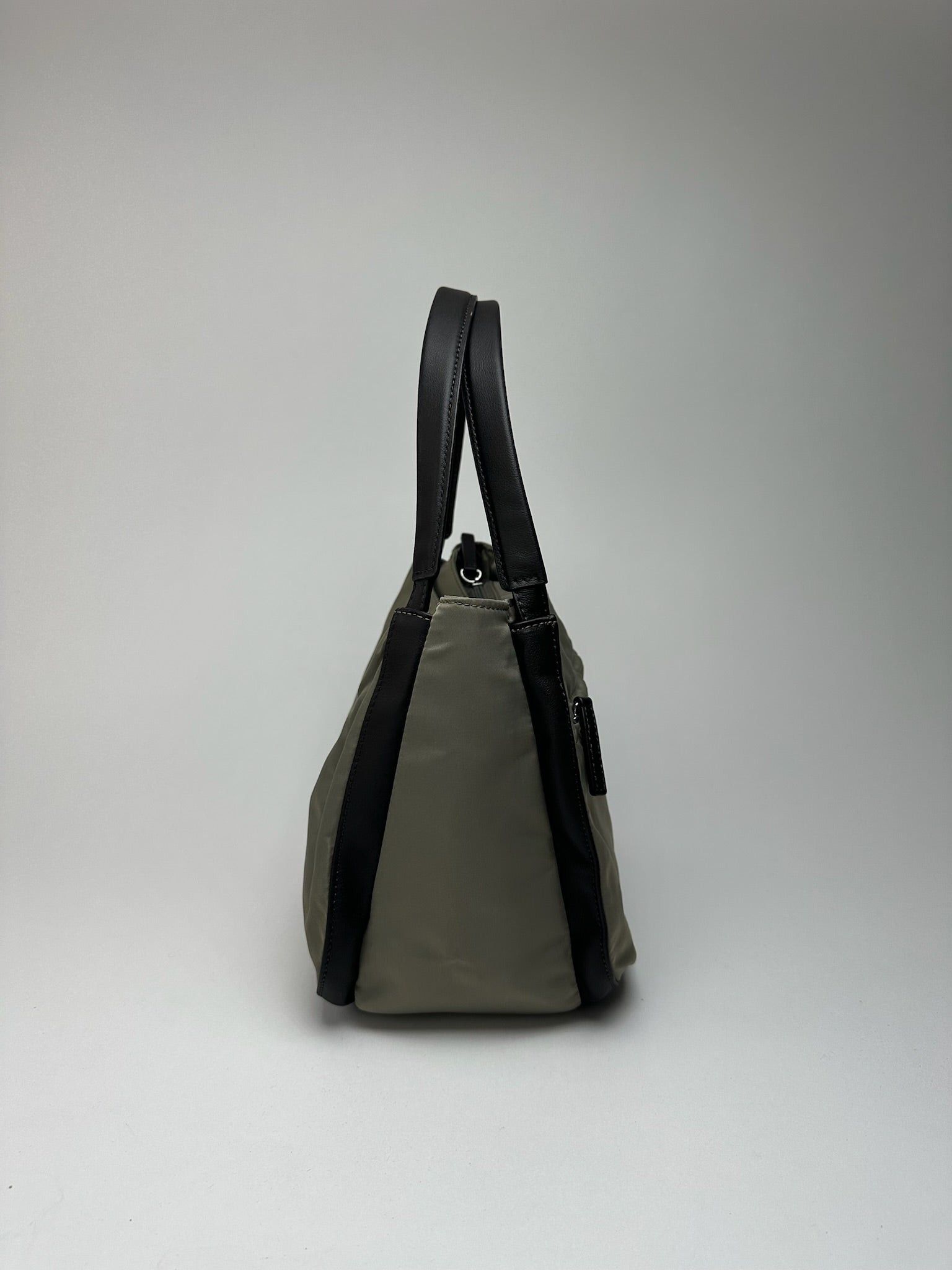 Yohji Yamamoto Vintage Polyester Leather Bag Grey Black Size ONE SIZE - 9 Thumbnail