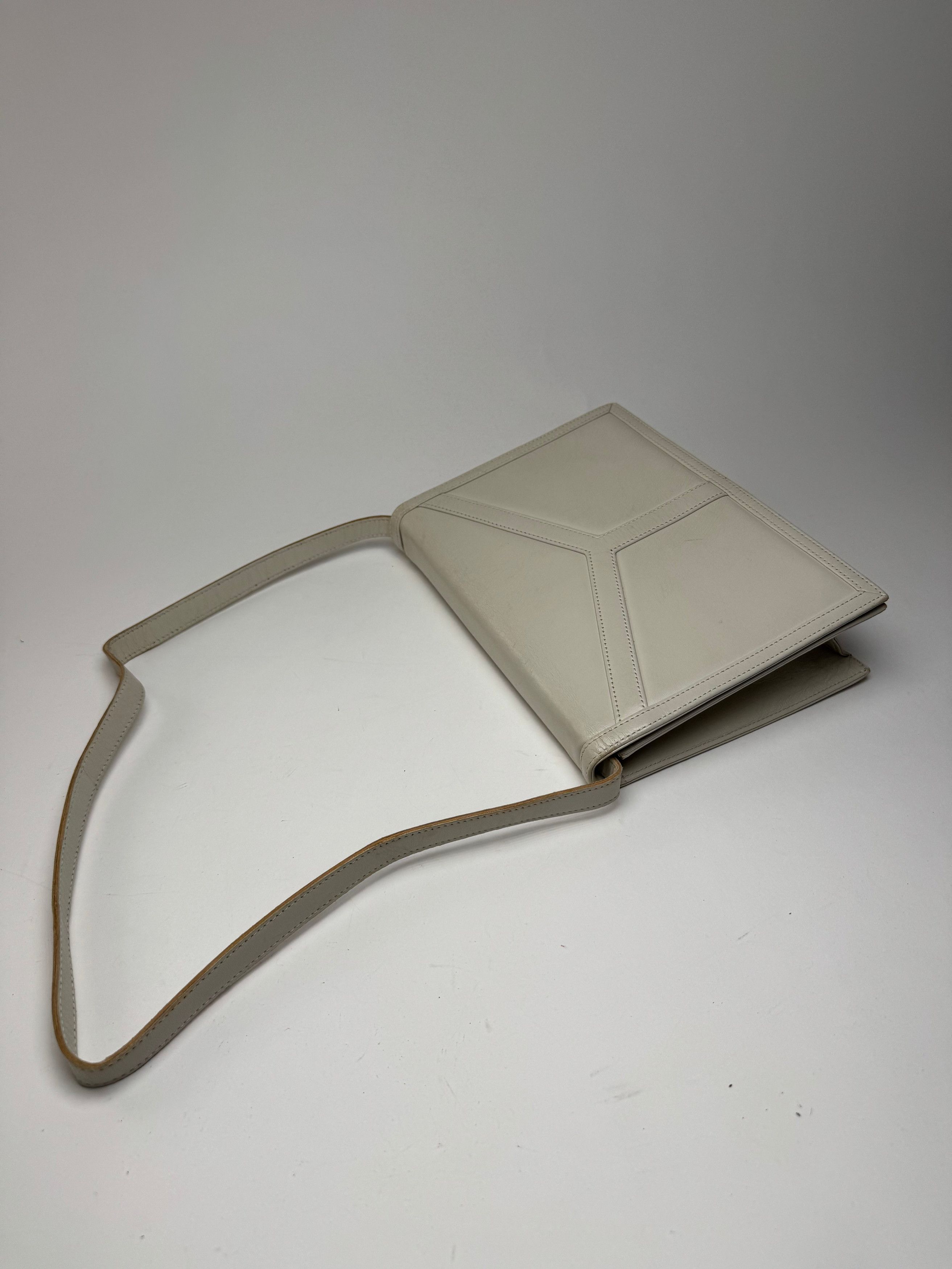 Other Vintage Yves Saint Laurent Leather bag white Size ONE SIZE - 11 Thumbnail
