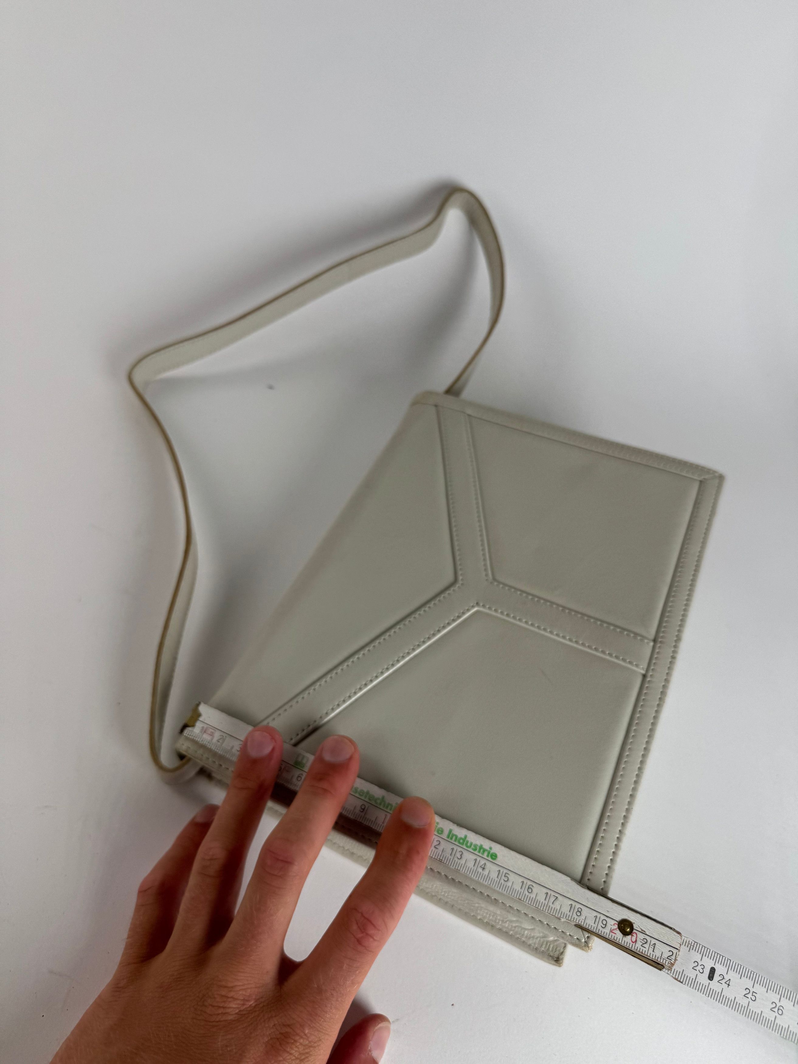Other Vintage Yves Saint Laurent Leather bag white Size ONE SIZE - 14 Thumbnail