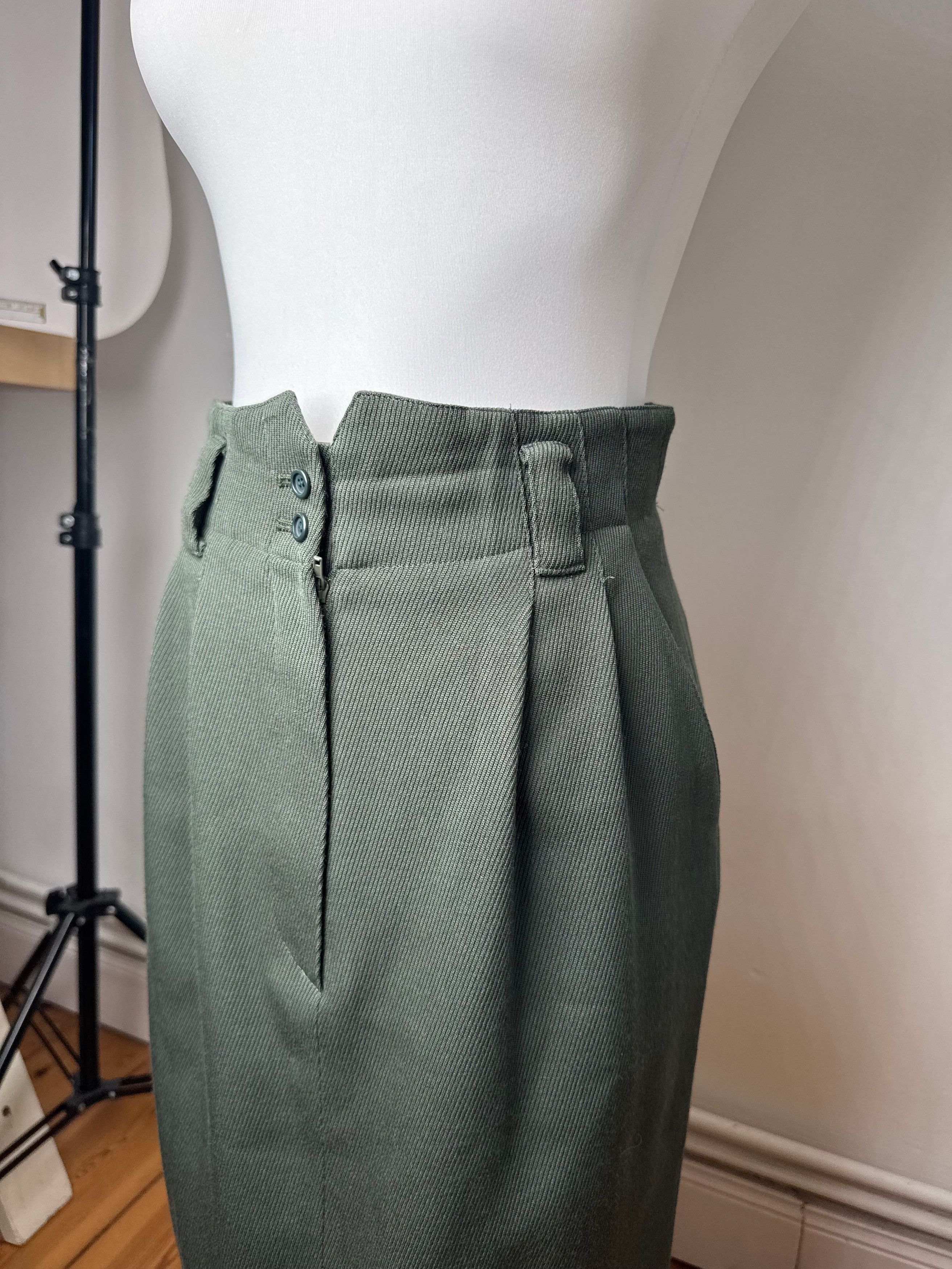 Dior Vintage Wool skirt Green M Size 30" / US 8 / IT 44 - 15 Thumbnail