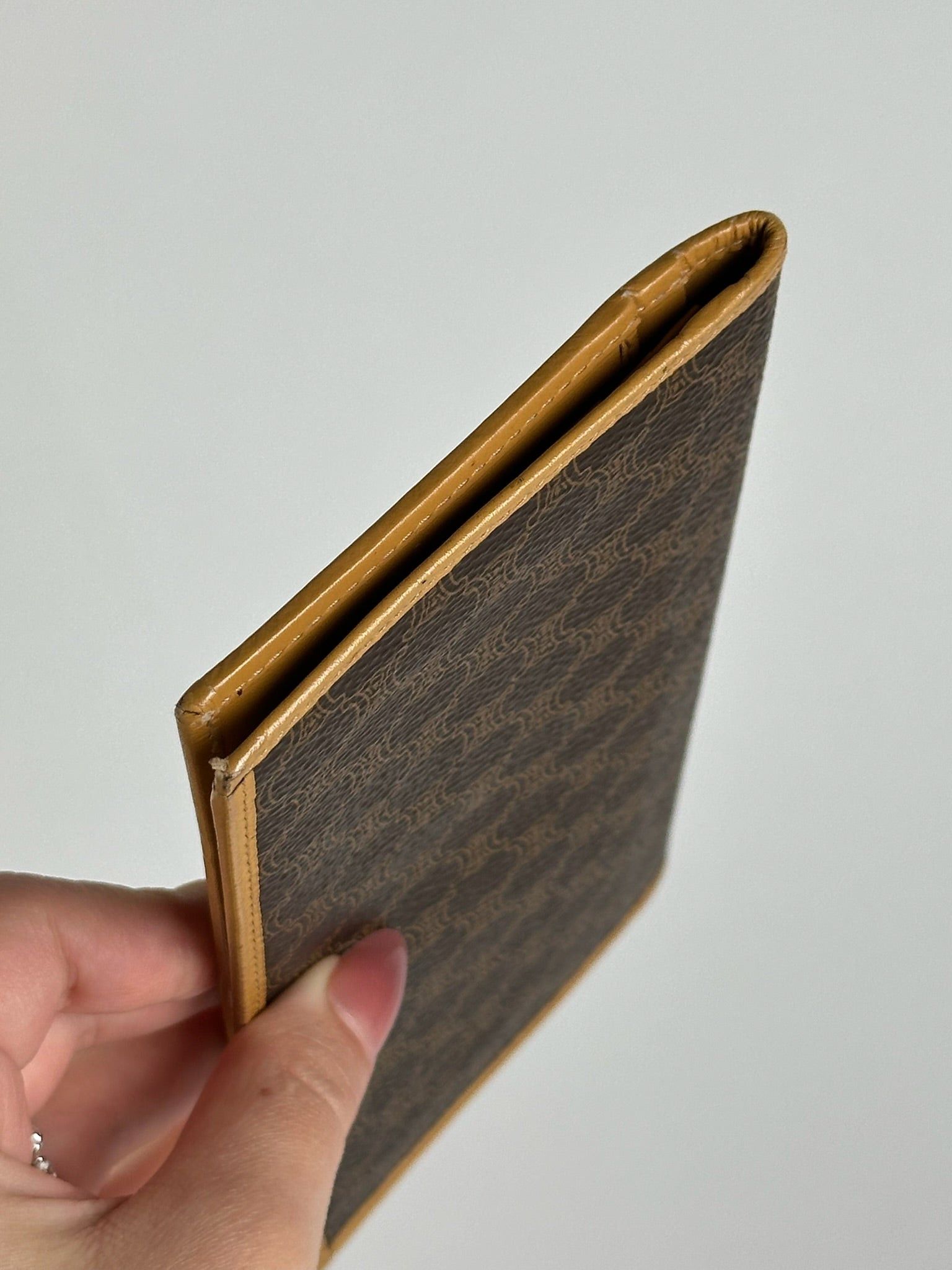 Celine Vintage Paris leather Card Holder / ID holder brown Size ONE SIZE - 3 Thumbnail