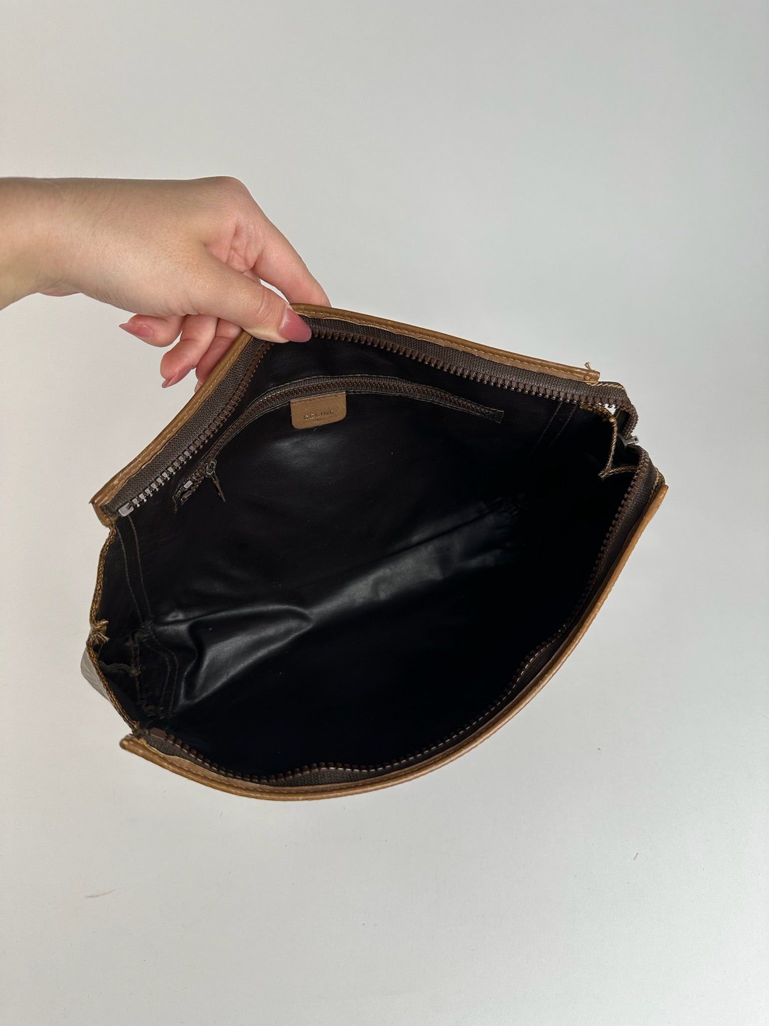 Celine Vintage Triomphe Leather Clutch brown Size ONE SIZE - 9 Thumbnail